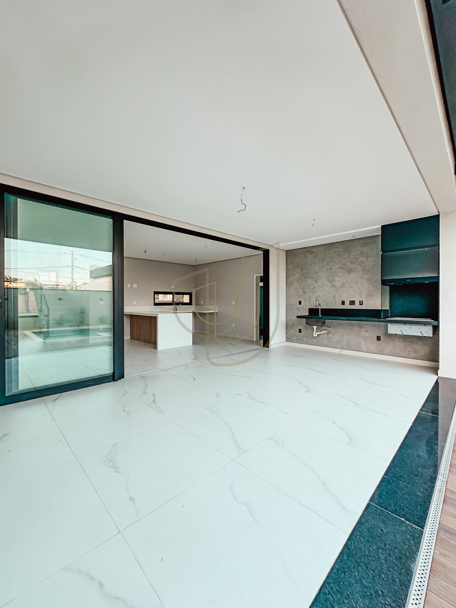 Sobrado sofisticado e moderno com 4 su&iacute;tes no Urbanova - S&atilde;o Jos&eacute; dos Campos/SP  São José dos Campos - 