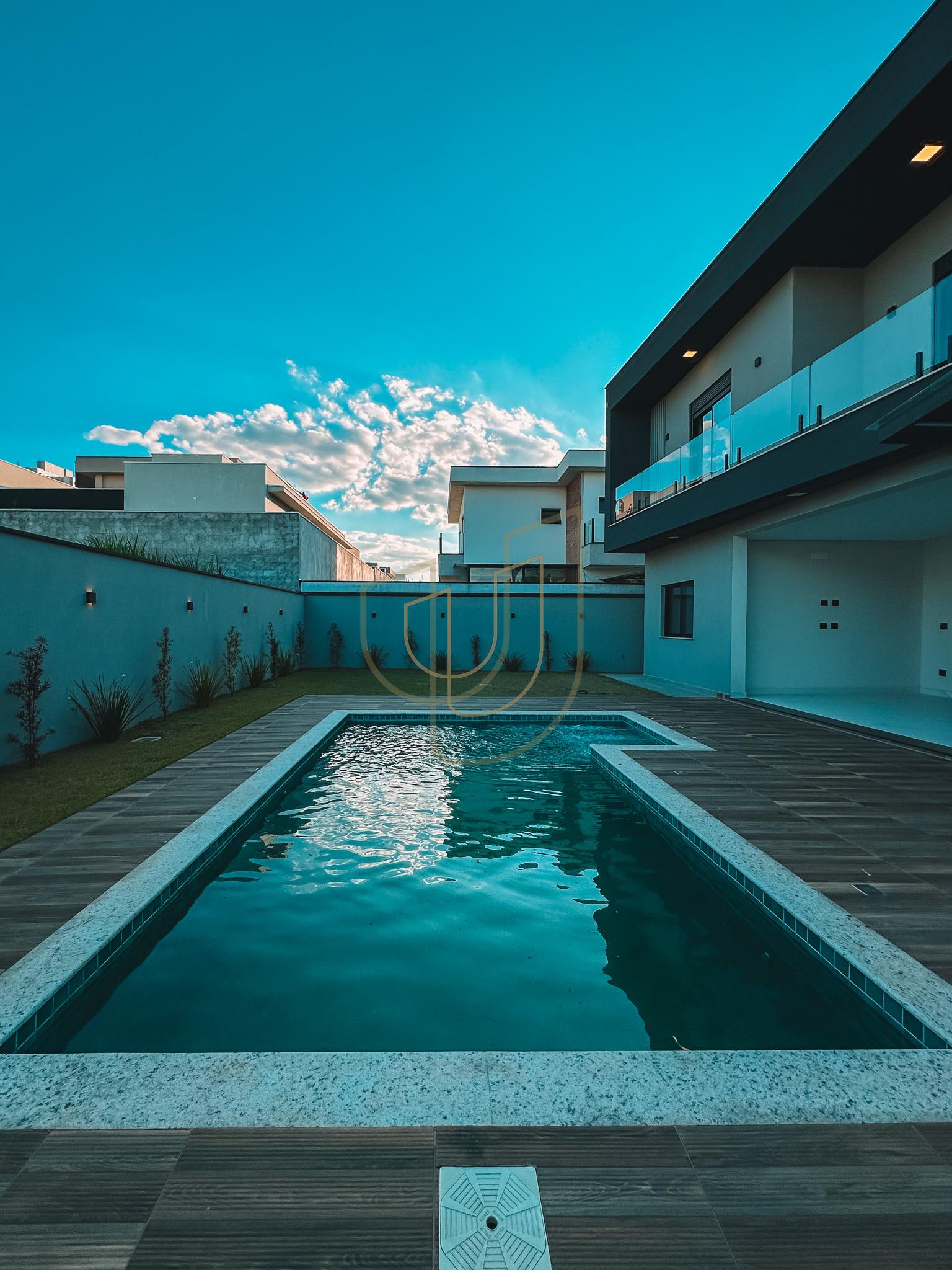 Sobrado sofisticado e moderno com 4 su&iacute;tes no Urbanova - S&atilde;o Jos&eacute; dos Campos/SP  São José dos Campos - 