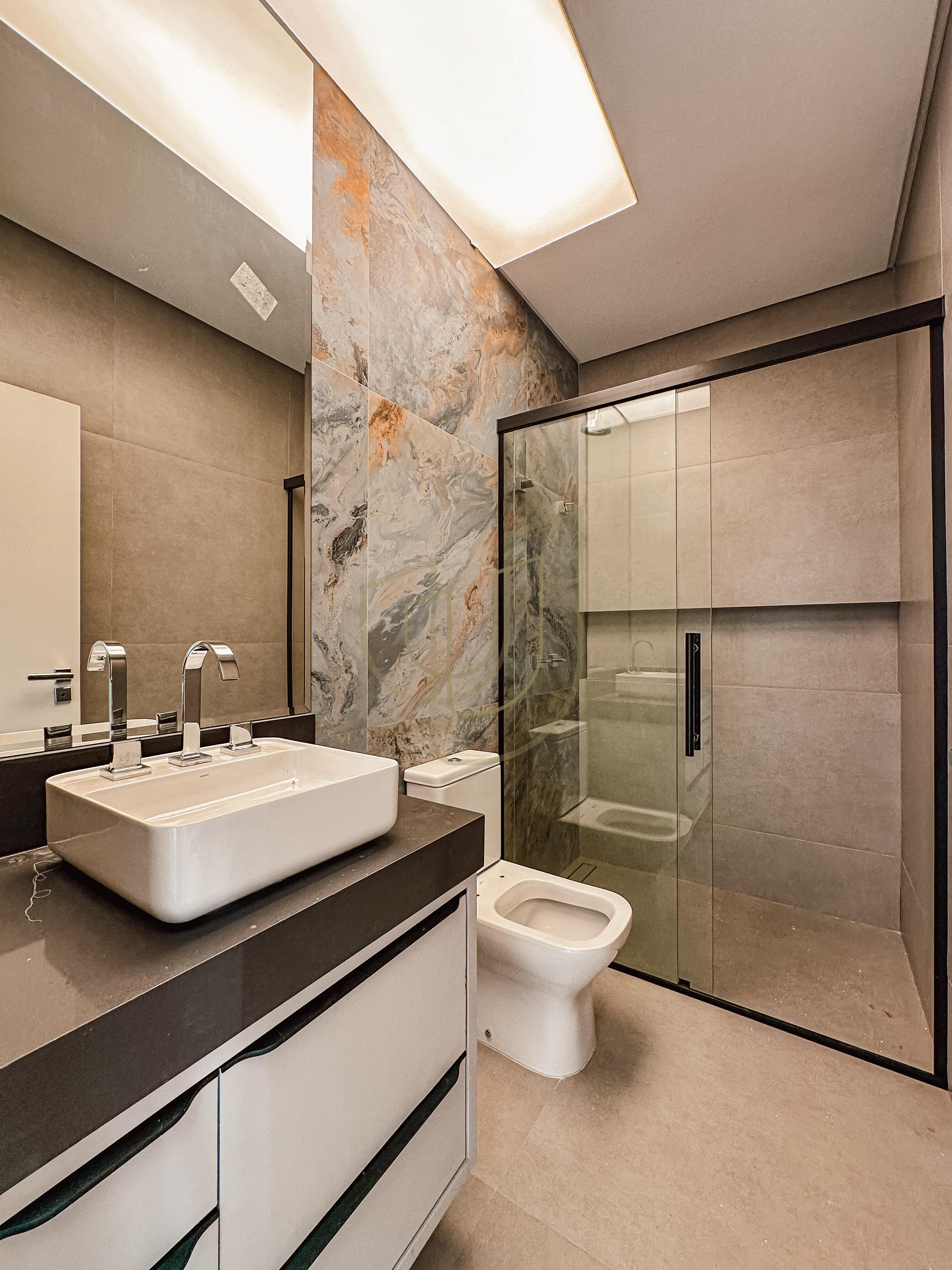 Casa T&eacute;rrea com 4 Su&iacute;tes no Jardim do Golfe I - S&atilde;o Jos&eacute; dos Campos/SP  São José dos Campos - 