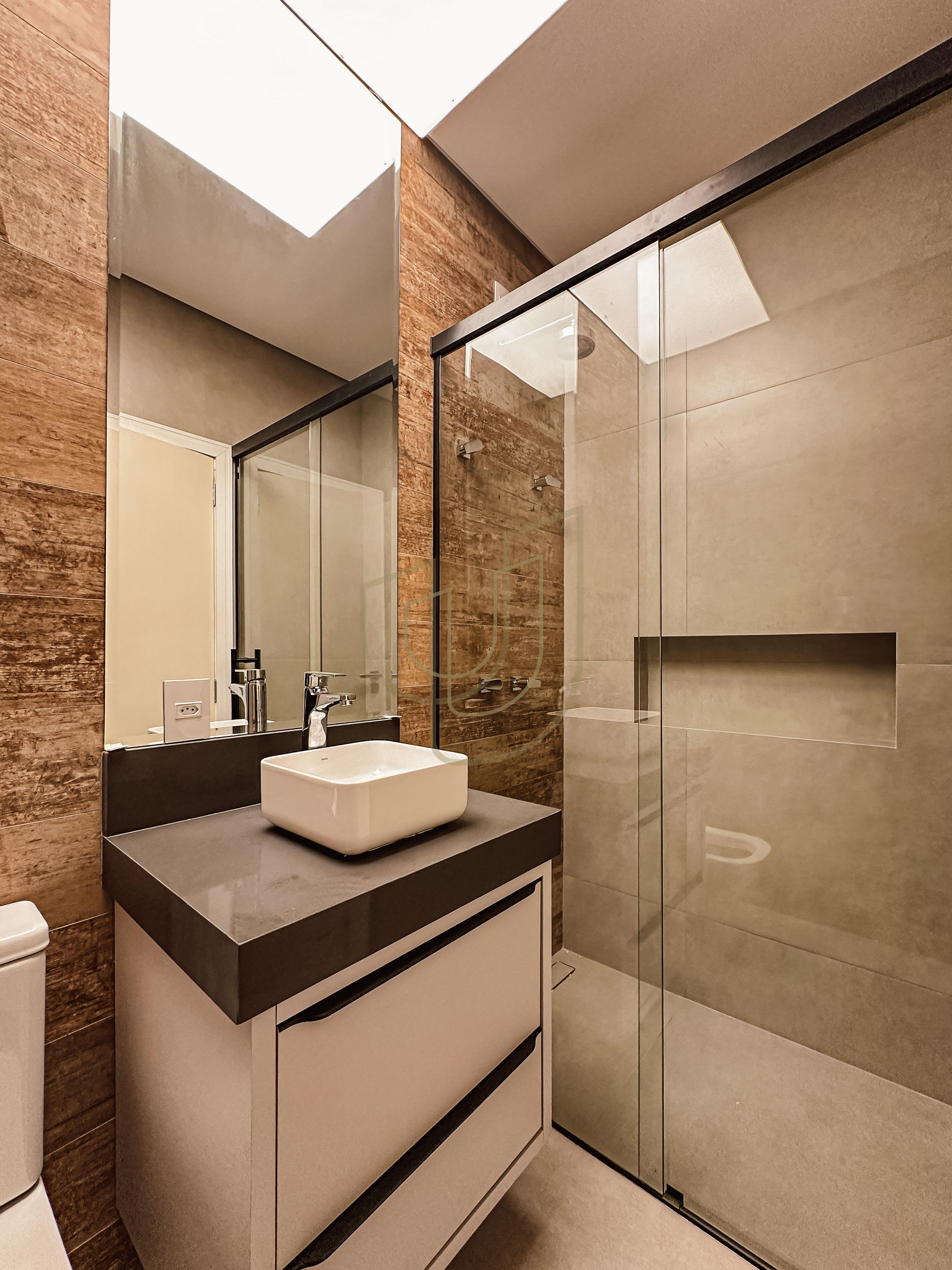 Casa T&eacute;rrea com 4 Su&iacute;tes no Jardim do Golfe I - S&atilde;o Jos&eacute; dos Campos/SP  São José dos Campos - 