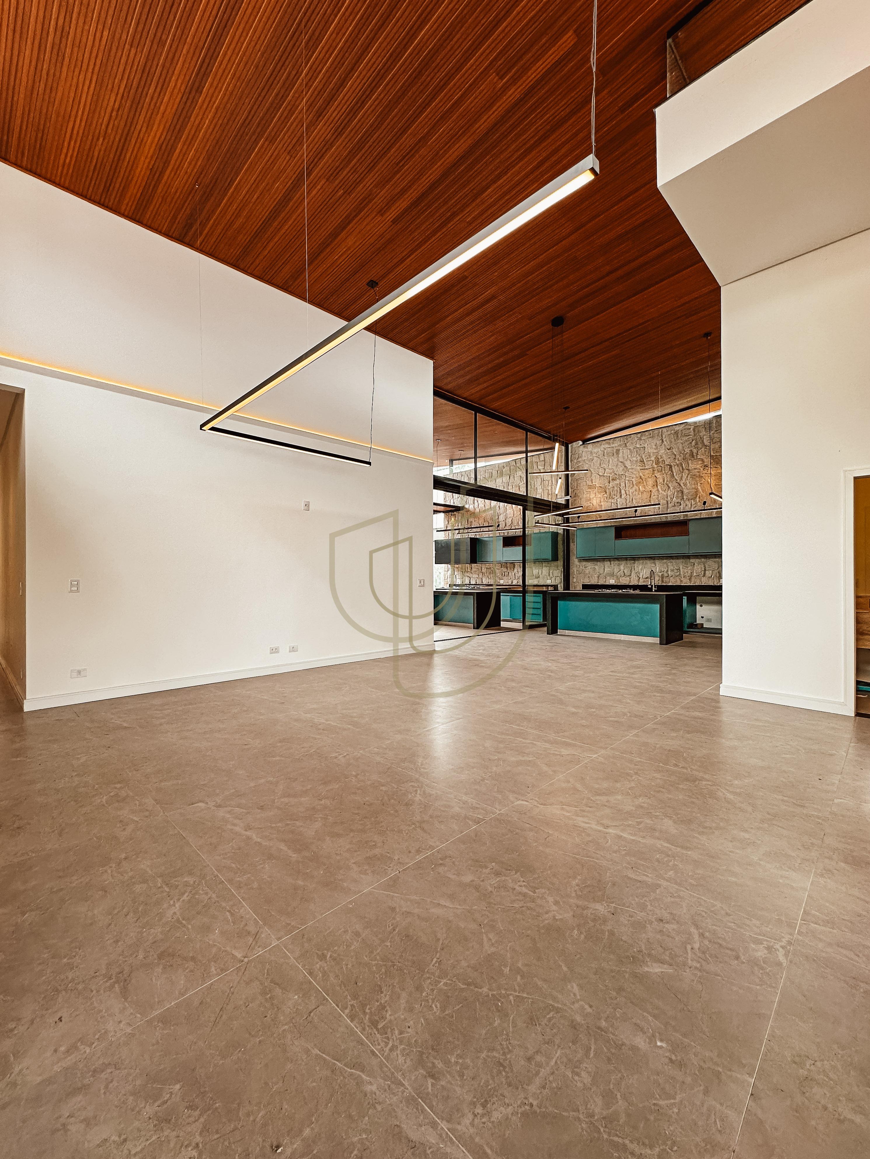 Casa T&eacute;rrea com 4 Su&iacute;tes no Jardim do Golfe I - S&atilde;o Jos&eacute; dos Campos/SP  São José dos Campos - 