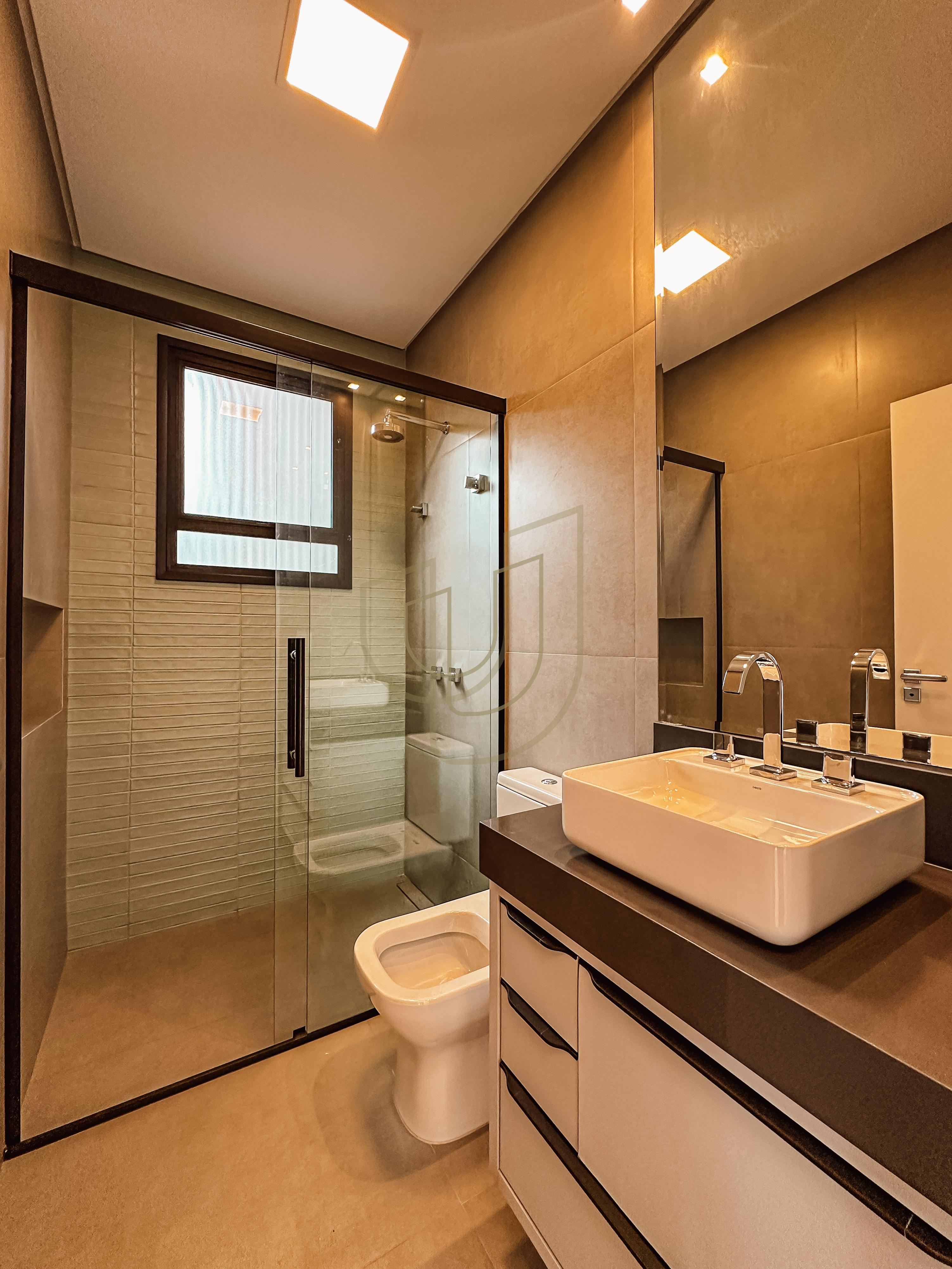 Casa T&eacute;rrea com 4 Su&iacute;tes no Jardim do Golfe I - S&atilde;o Jos&eacute; dos Campos/SP  São José dos Campos - 