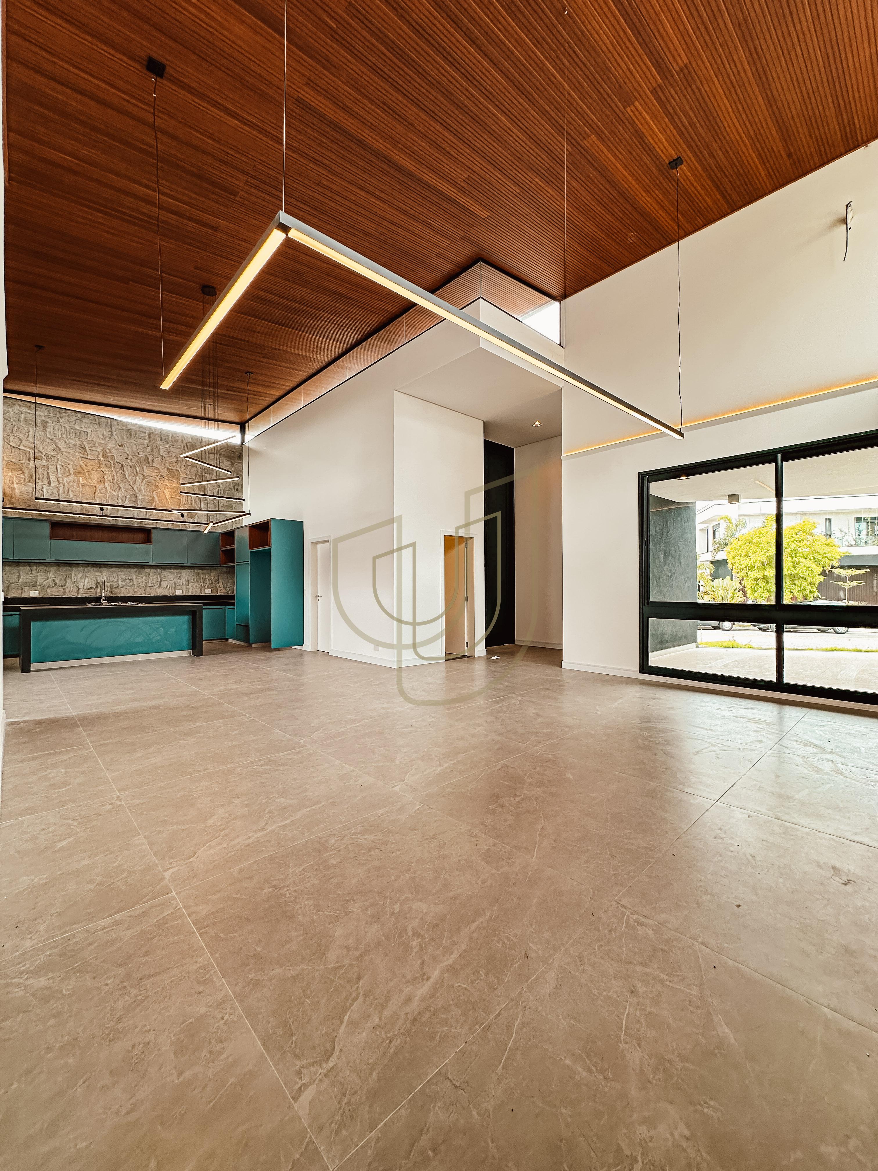 Casa T&eacute;rrea com 4 Su&iacute;tes no Jardim do Golfe I - S&atilde;o Jos&eacute; dos Campos/SP  São José dos Campos - 