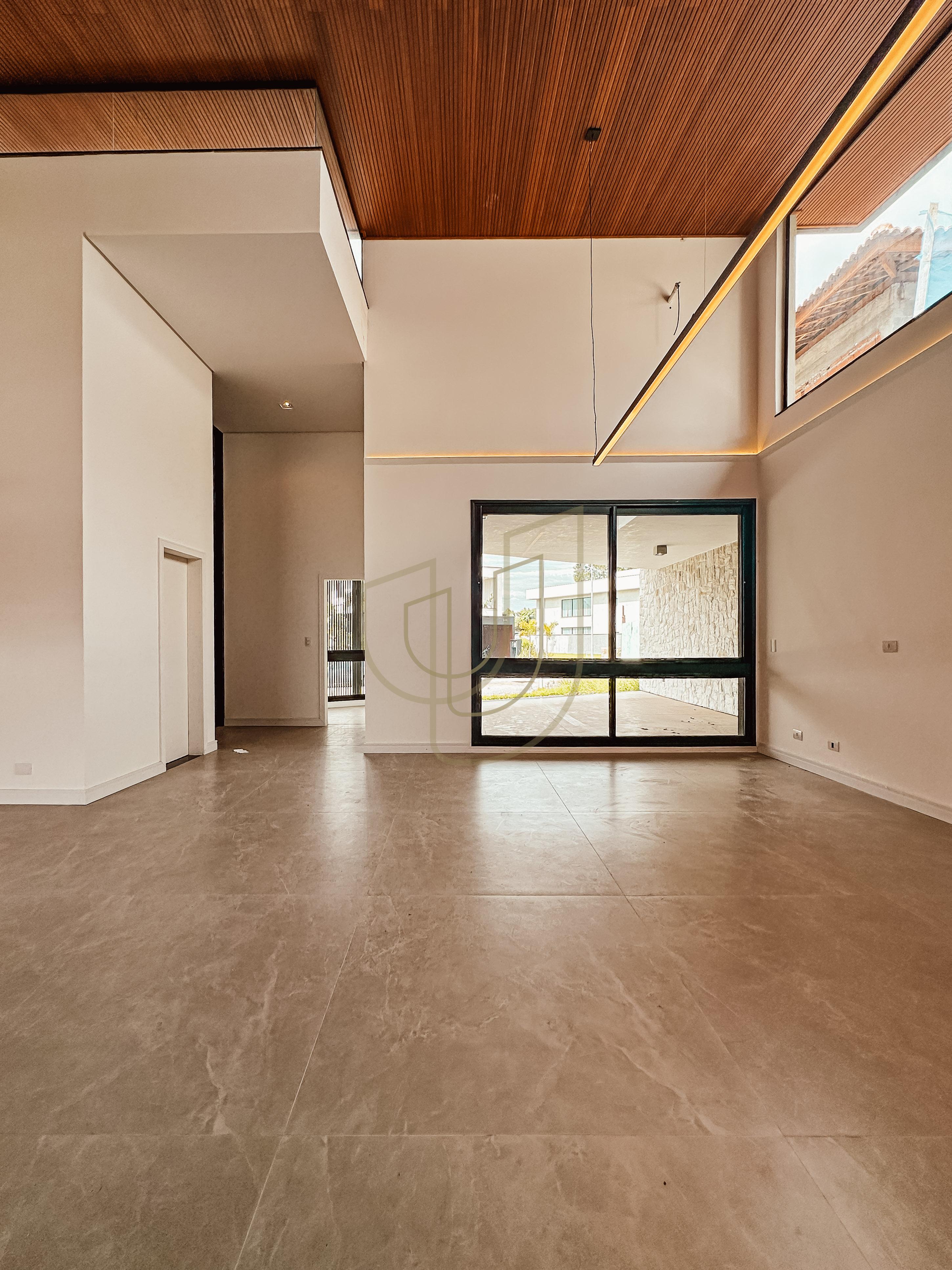 Casa T&eacute;rrea com 4 Su&iacute;tes no Jardim do Golfe I - S&atilde;o Jos&eacute; dos Campos/SP  São José dos Campos - 