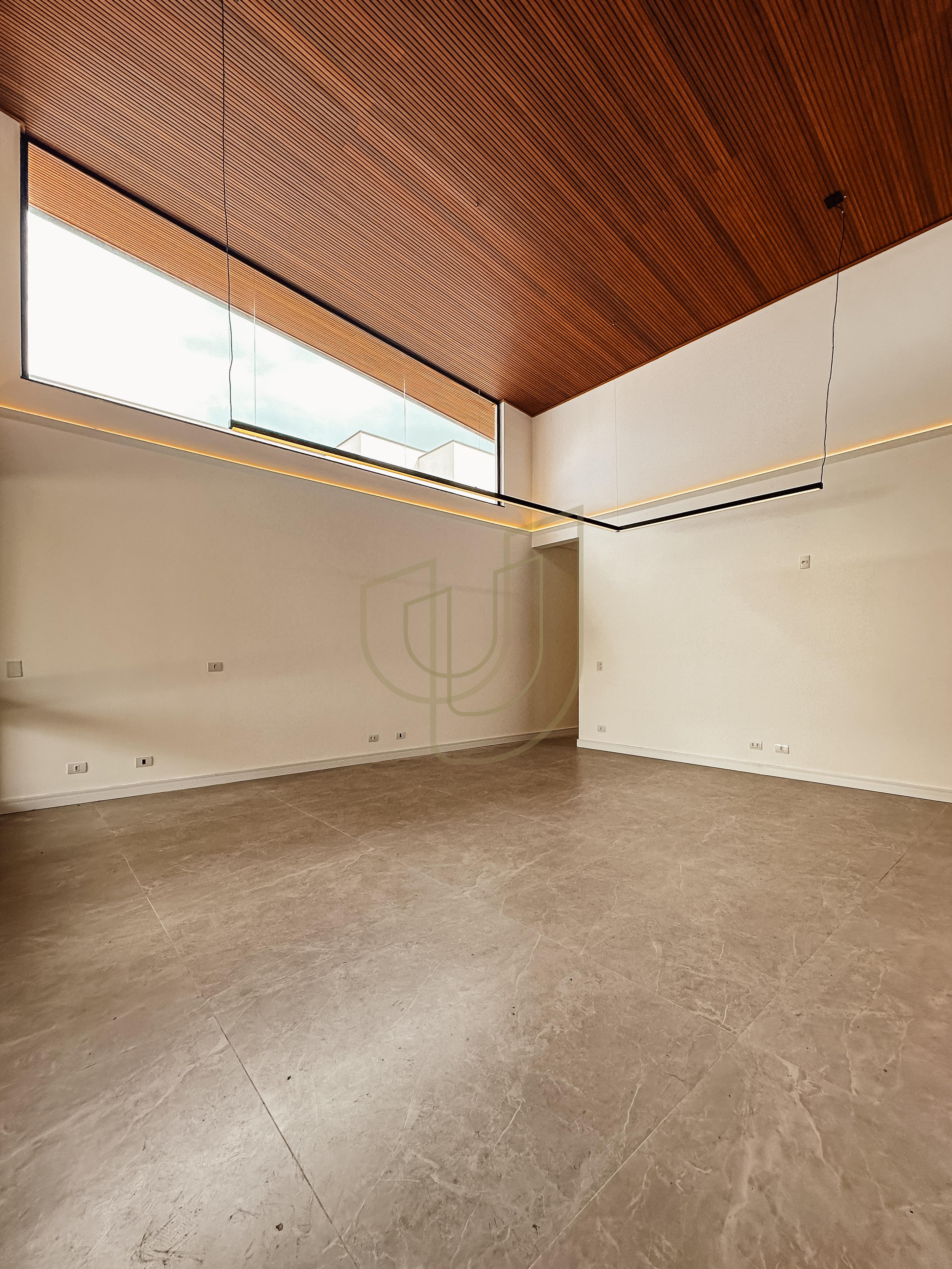 Casa T&eacute;rrea com 4 Su&iacute;tes no Jardim do Golfe I - S&atilde;o Jos&eacute; dos Campos/SP  São José dos Campos - 