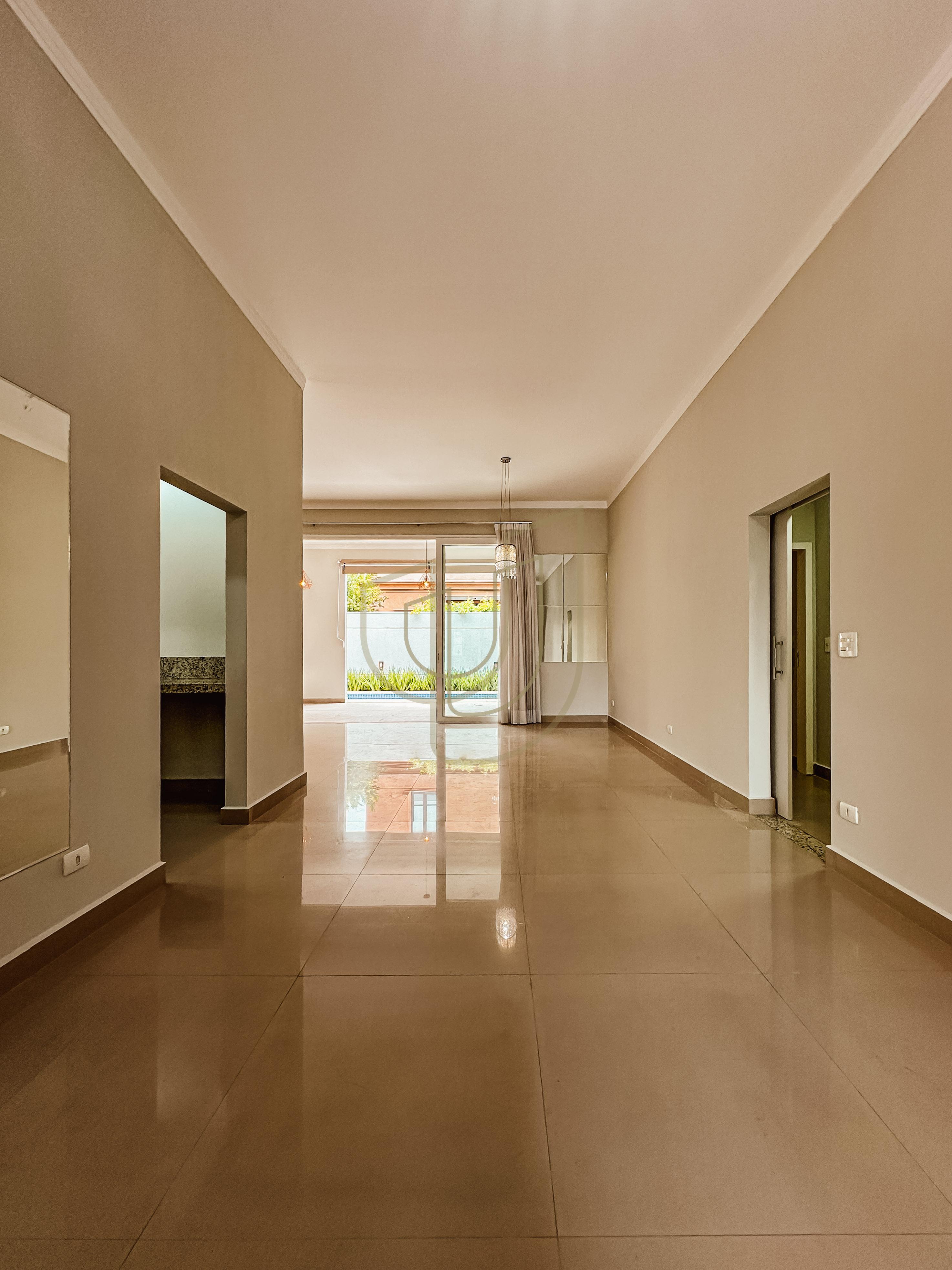 Casa T&eacute;rrea com 3 Su&iacute;tes no Jardim do Golfe III - S&atilde;o Jos&eacute; dos Campos/SP  São José dos Campos - 