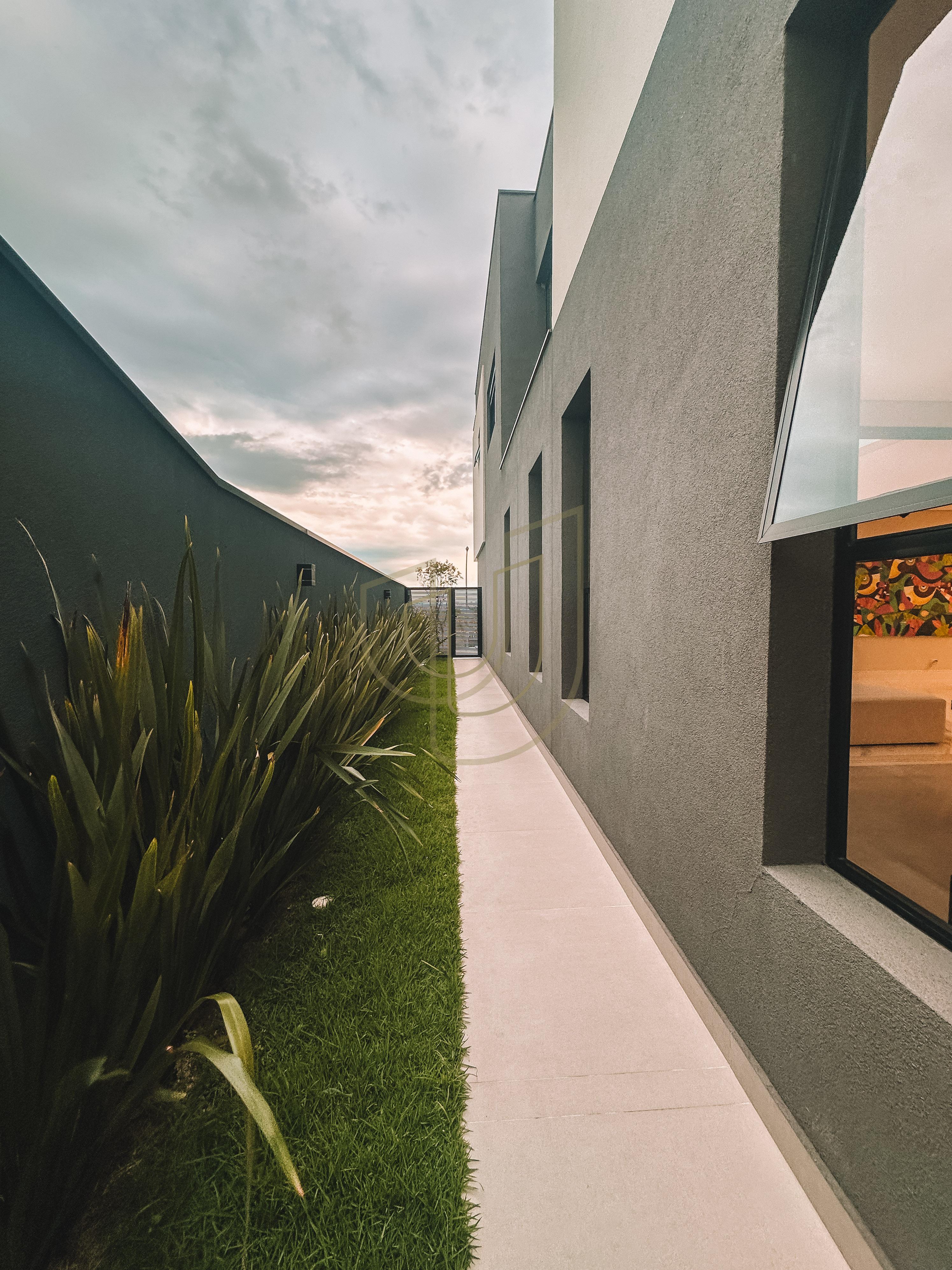 Sobrado com 4 su&iacute;tes no Alphaville I - S&atilde;o Jos&eacute; dos Campos/SP  São José dos Campos - 