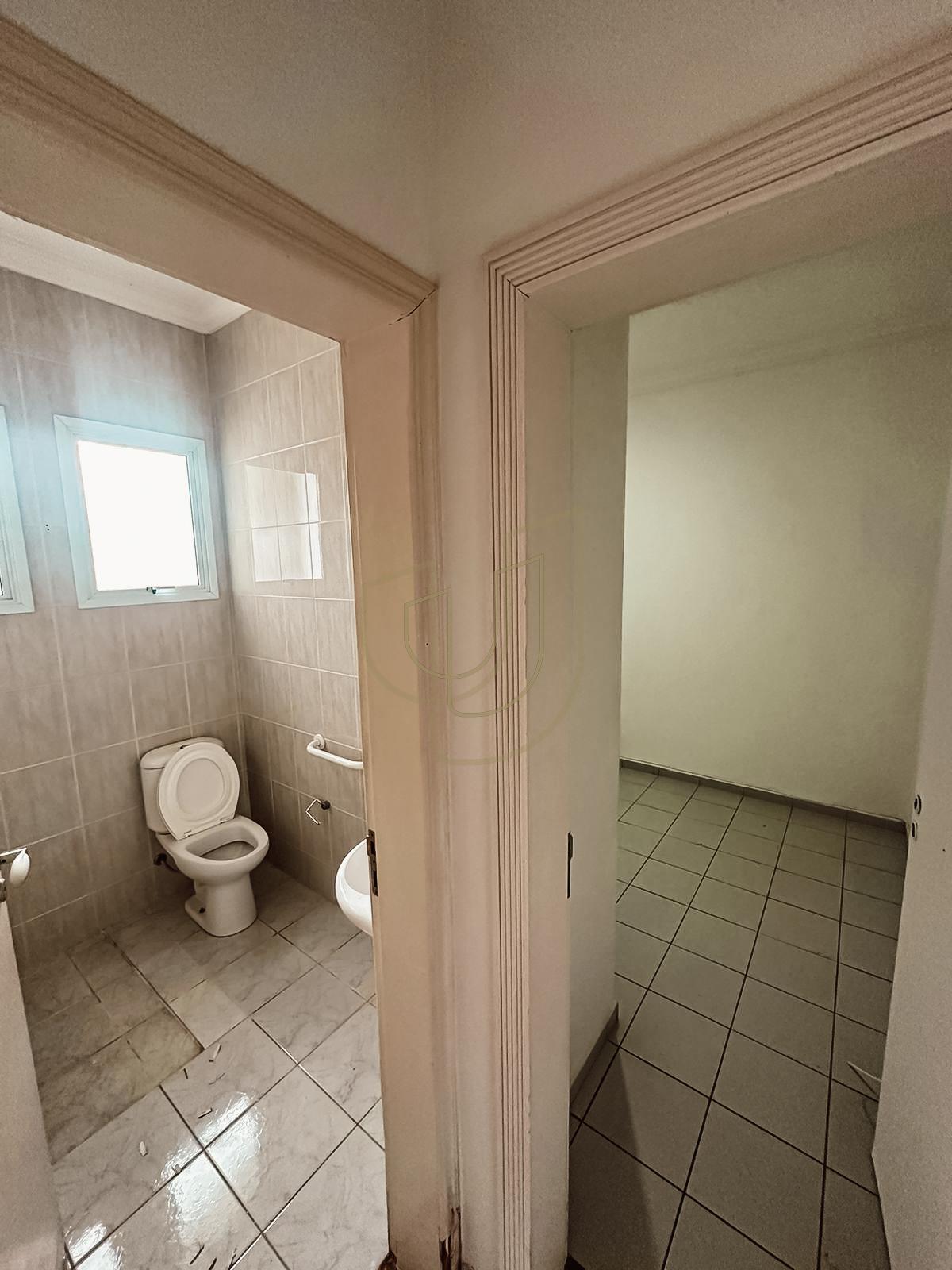 Sobrado Cl&aacute;ssico com 4 su&iacute;tes no Jardim Apollo I - S&atilde;o Jos&eacute; dos Campos/SP  São José dos Campos - 