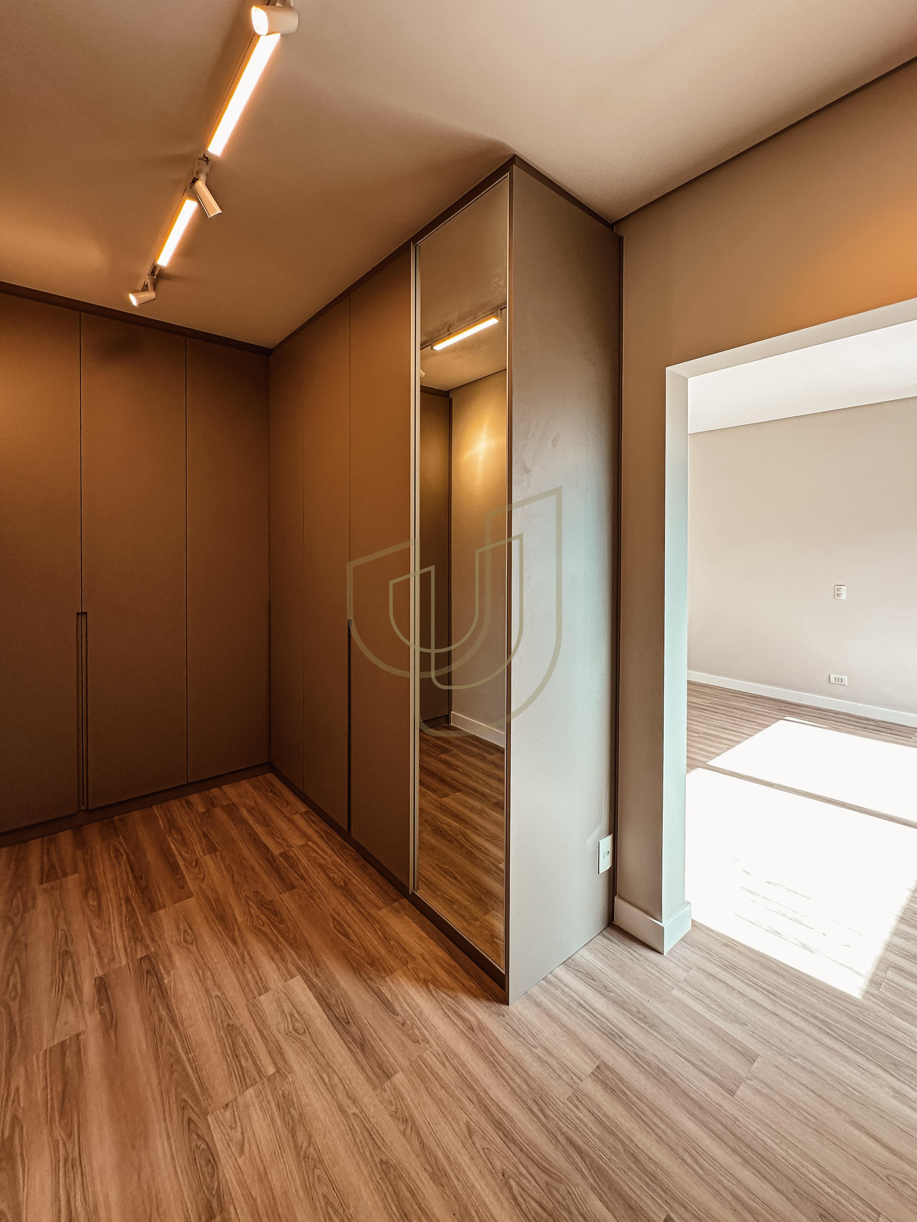 Sobrado com 4 su&iacute;tes no Alphaville II - S&atilde;o Jos&eacute; dos Campos/SP  São José dos Campos - 