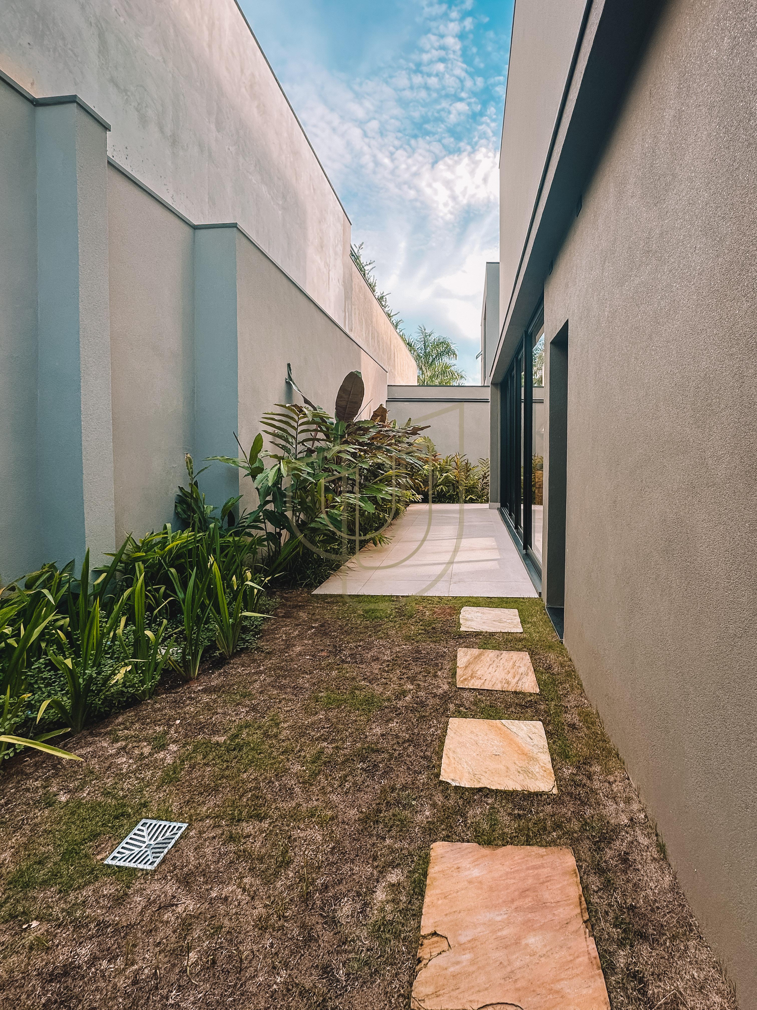 Sobrado com 4 su&iacute;tes no Alphaville II - S&atilde;o Jos&eacute; dos Campos/SP  São José dos Campos - 