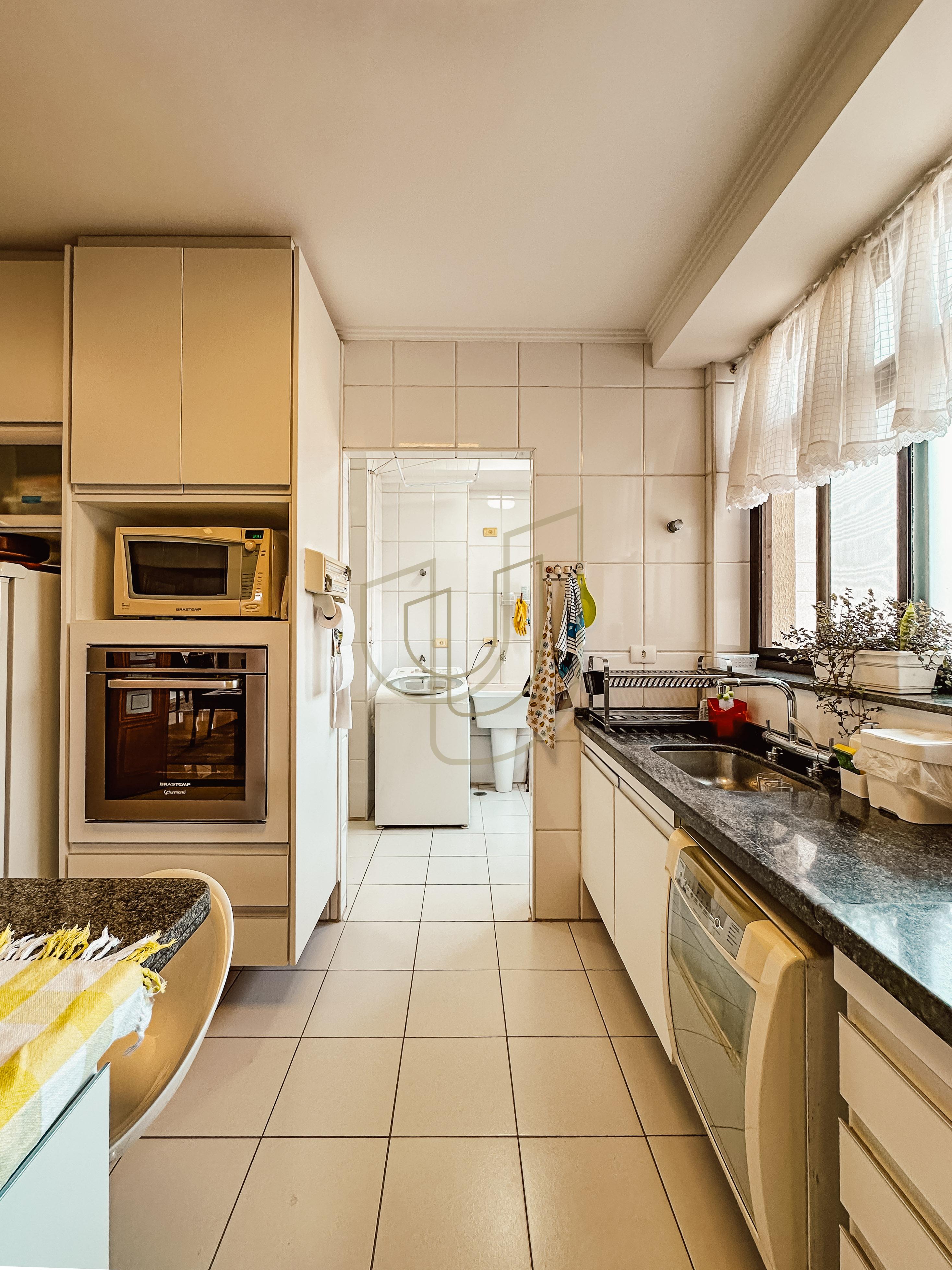 Cobertura Duplex com 4 Su&iacute;tes e 265m&sup2; no Jardim Aquarius - S&atilde;o Jos&eacute; dos Campos/SP  São José dos Campos - 