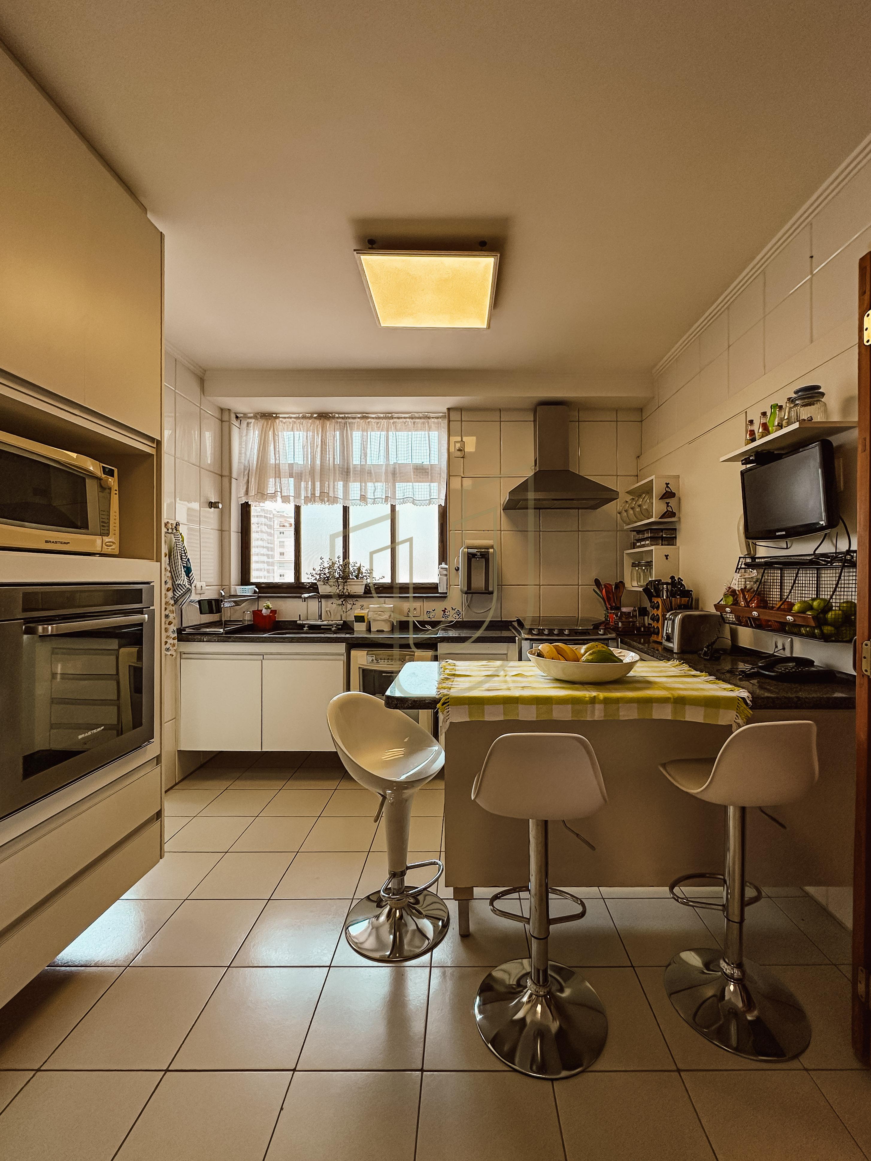 Cobertura Duplex com 4 Su&iacute;tes e 265m&sup2; no Jardim Aquarius - S&atilde;o Jos&eacute; dos Campos/SP  São José dos Campos - 