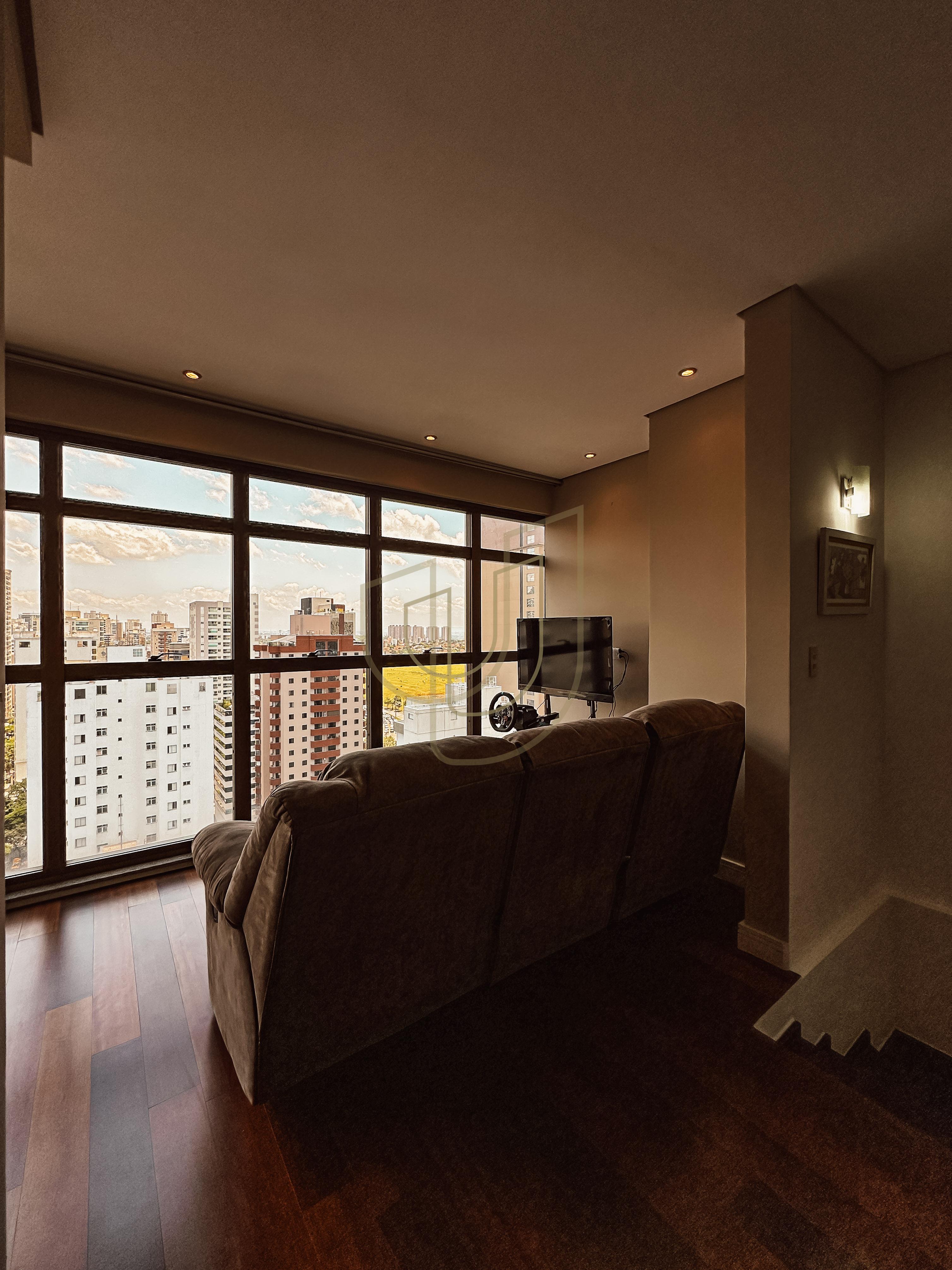 Cobertura Duplex com 4 Su&iacute;tes e 265m&sup2; no Jardim Aquarius - S&atilde;o Jos&eacute; dos Campos/SP  São José dos Campos - 