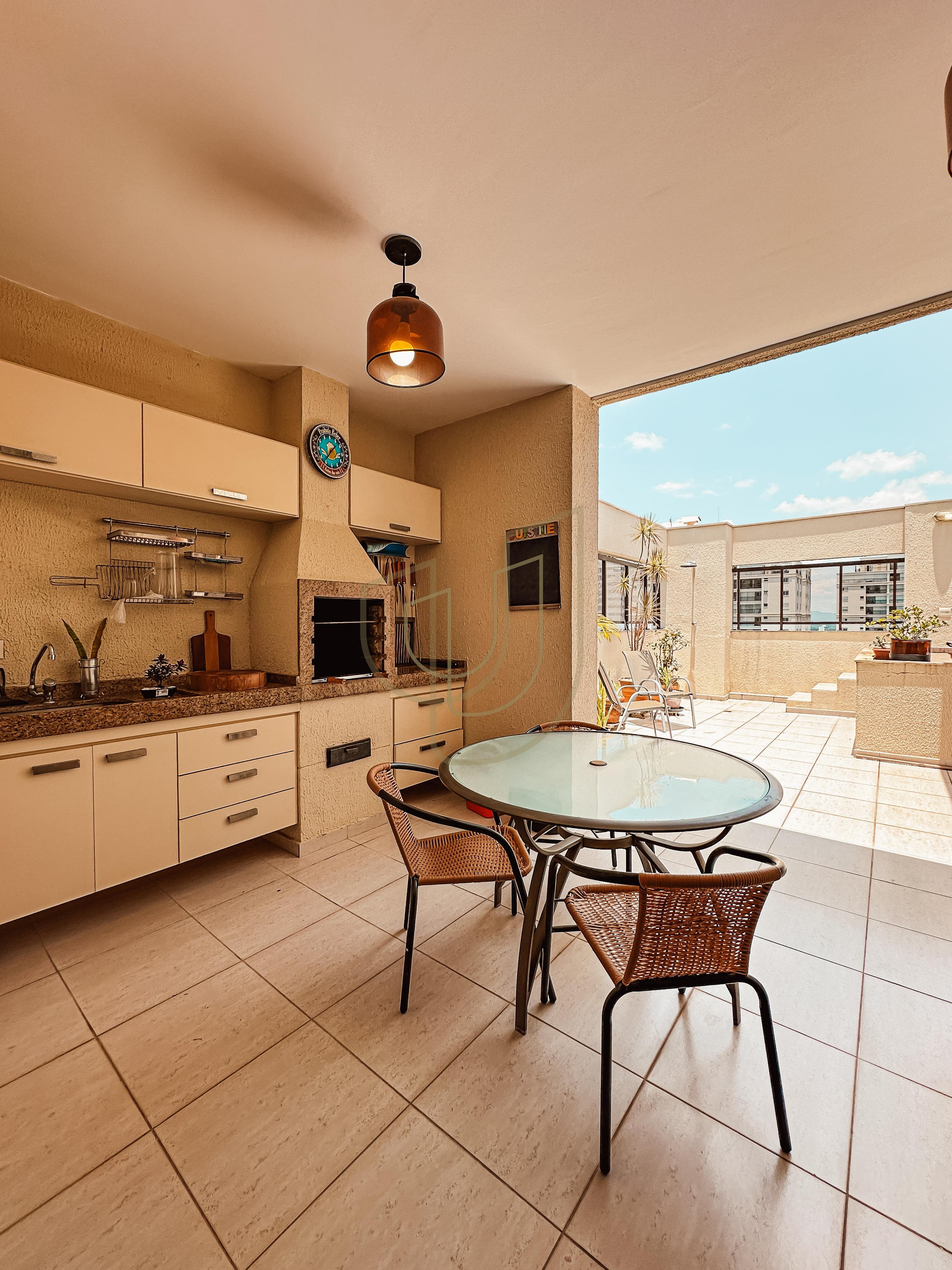 Cobertura Duplex com 4 Su&iacute;tes e 265m&sup2; no Jardim Aquarius - S&atilde;o Jos&eacute; dos Campos/SP  São José dos Campos - 