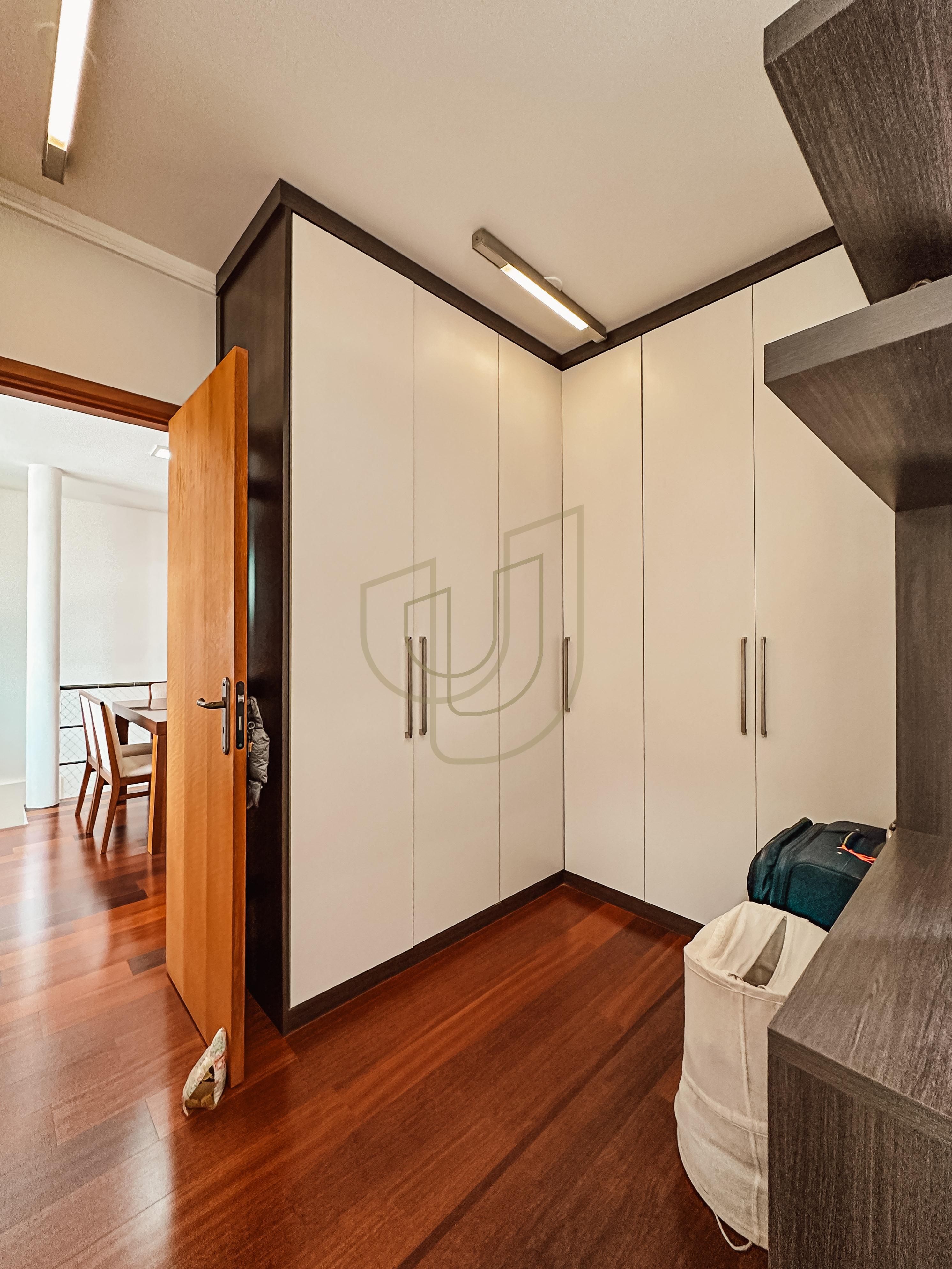 Cobertura Duplex com 4 Su&iacute;tes e 265m&sup2; no Jardim Aquarius - S&atilde;o Jos&eacute; dos Campos/SP  São José dos Campos - 