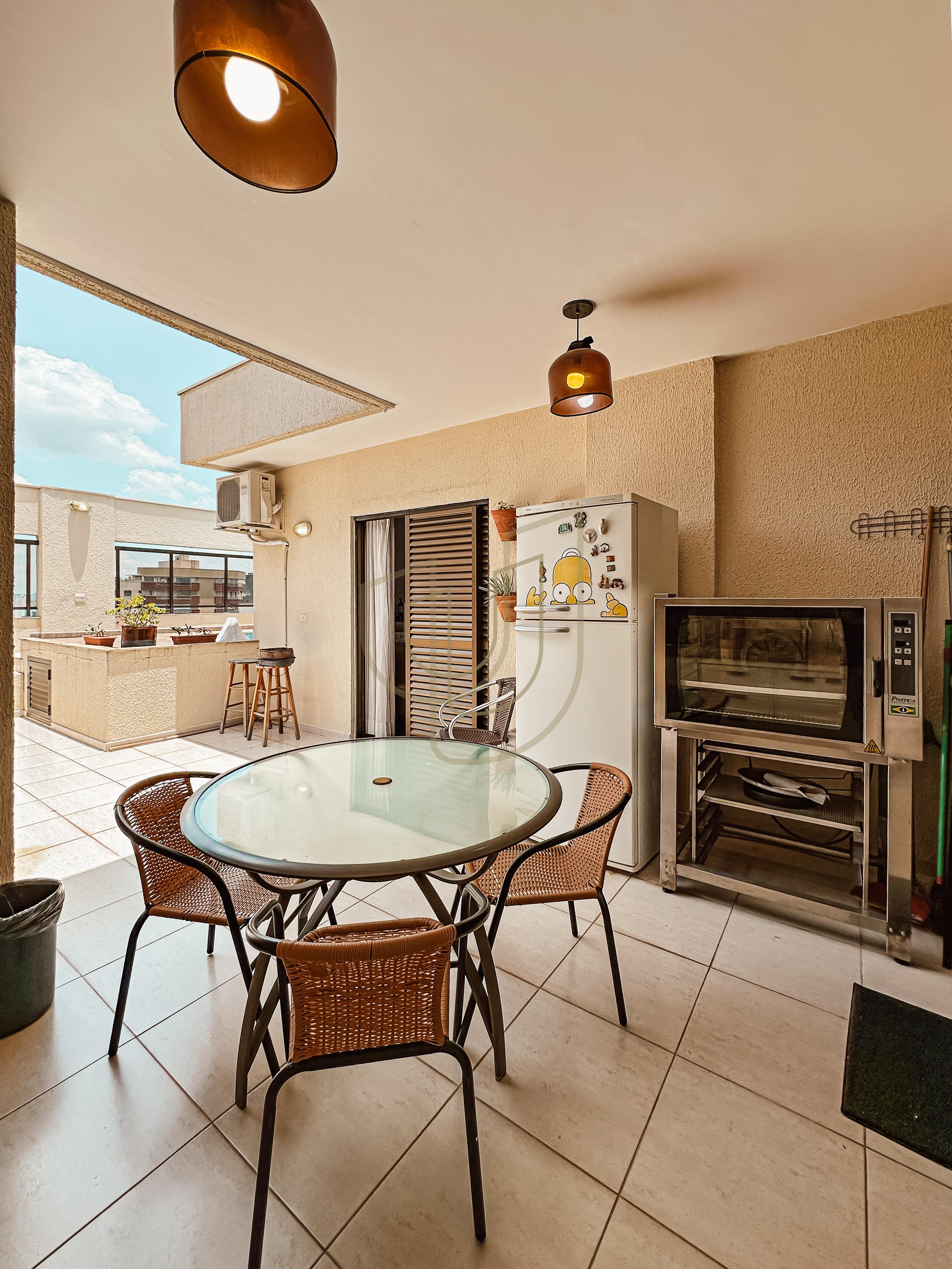 Cobertura Duplex com 4 Su&iacute;tes e 265m&sup2; no Jardim Aquarius - S&atilde;o Jos&eacute; dos Campos/SP  São José dos Campos - 