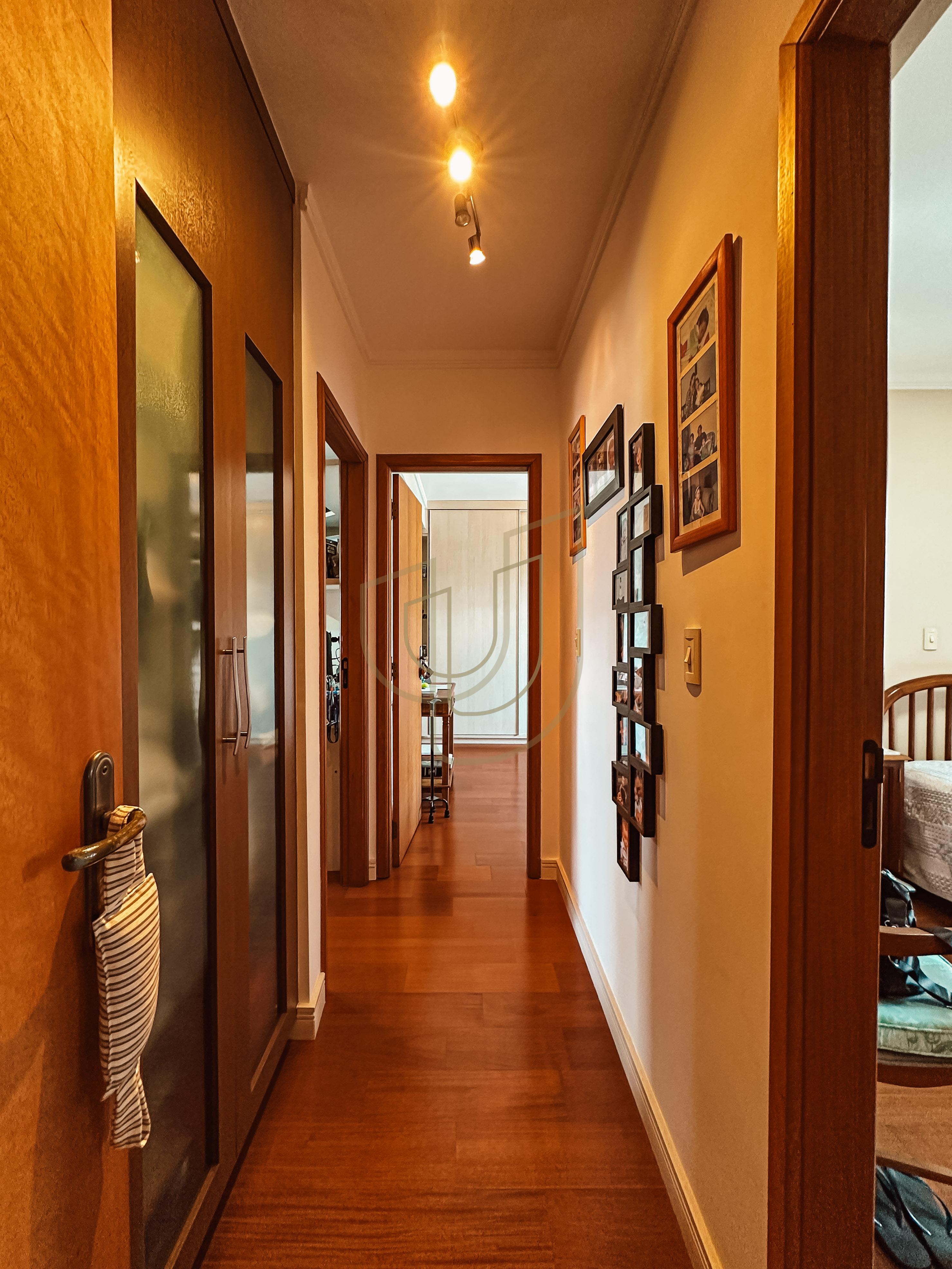 Cobertura Duplex com 4 Su&iacute;tes e 265m&sup2; no Jardim Aquarius - S&atilde;o Jos&eacute; dos Campos/SP  São José dos Campos - 