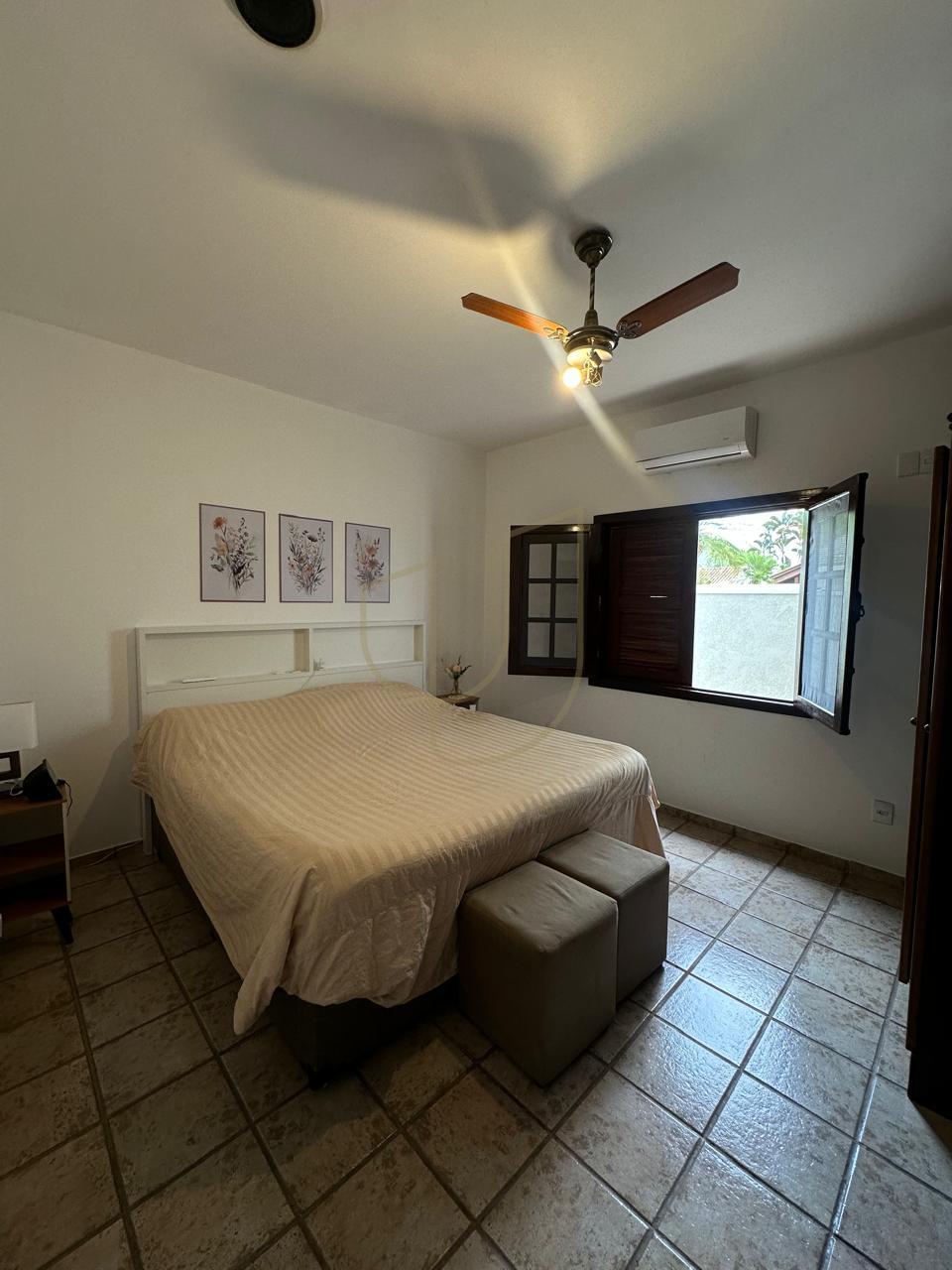 Sobrado com 4 Dormit&oacute;rios de 360m&sup2; no Esplanada do Sol - Jardim Esplanada  São José dos Campos - 