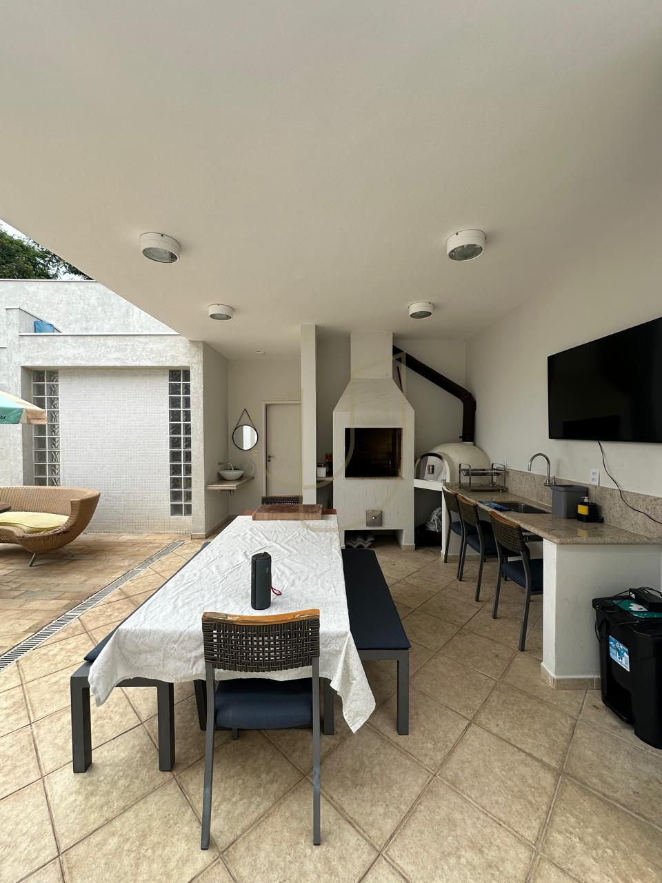 Sobrado com 4 Dormit&oacute;rios de 360m&sup2; no Esplanada do Sol - Jardim Esplanada  São José dos Campos - 