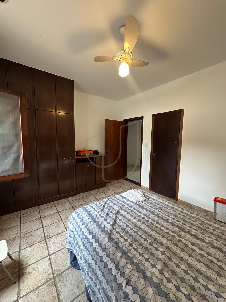 Sobrado com 4 Dormit&oacute;rios de 360m&sup2; no Esplanada do Sol - Jardim Esplanada  São José dos Campos - 