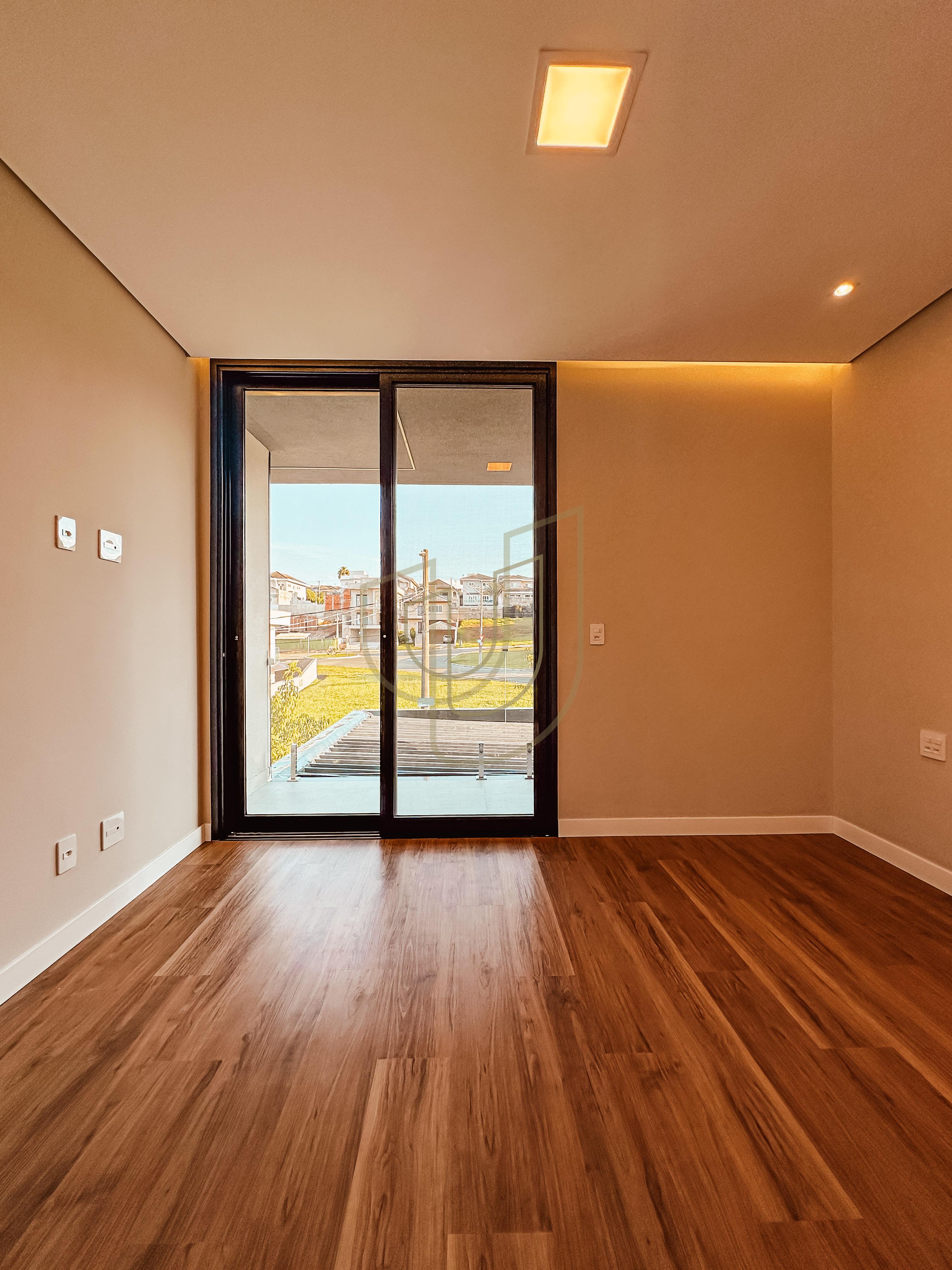 Sobrado com 4 Su&iacute;tes no Floradas do Paratehy - Urbanova  São José dos Campos - 