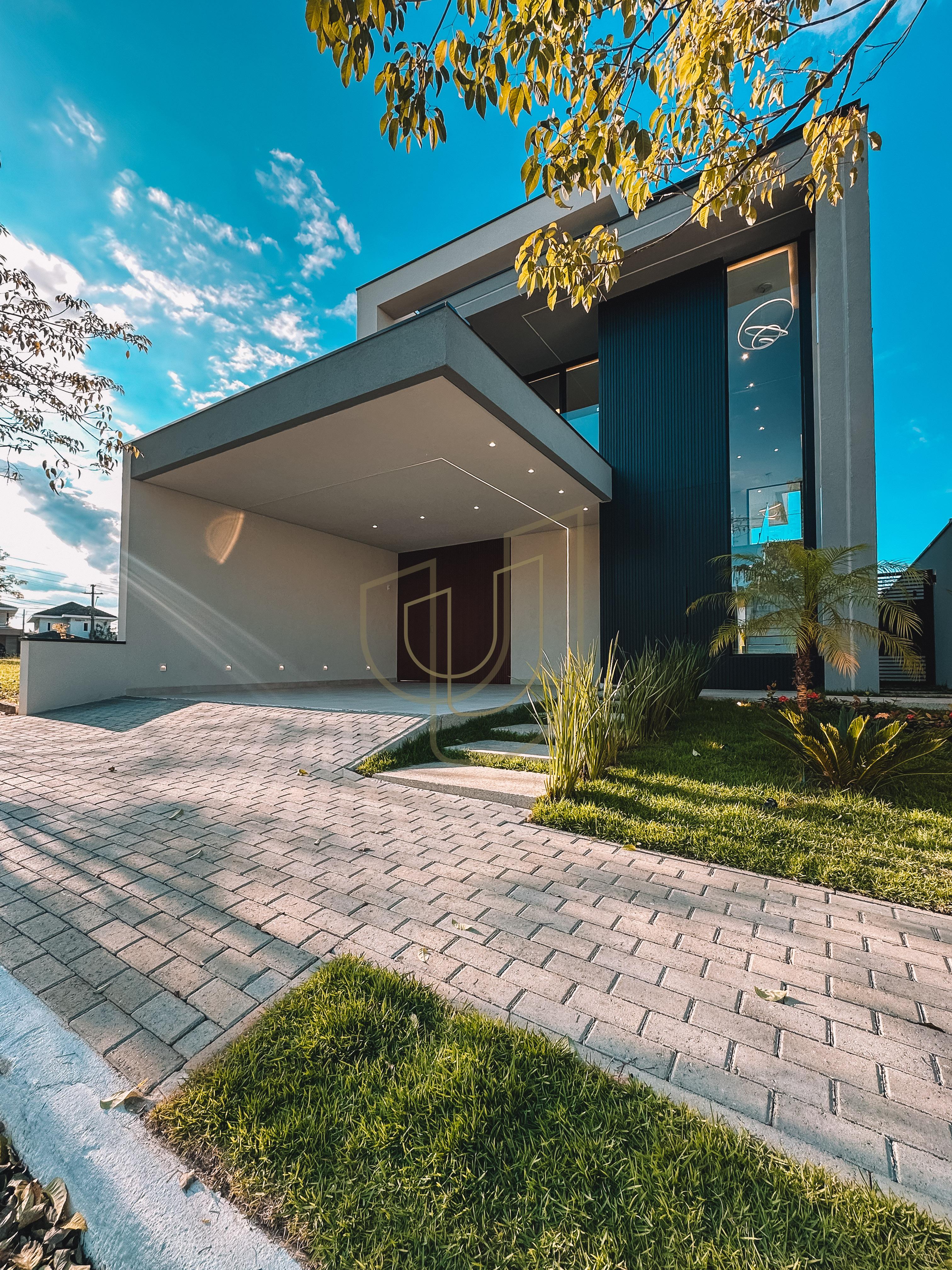 Sobrado com 4 Su&iacute;tes no Floradas do Paratehy - Urbanova  São José dos Campos - 