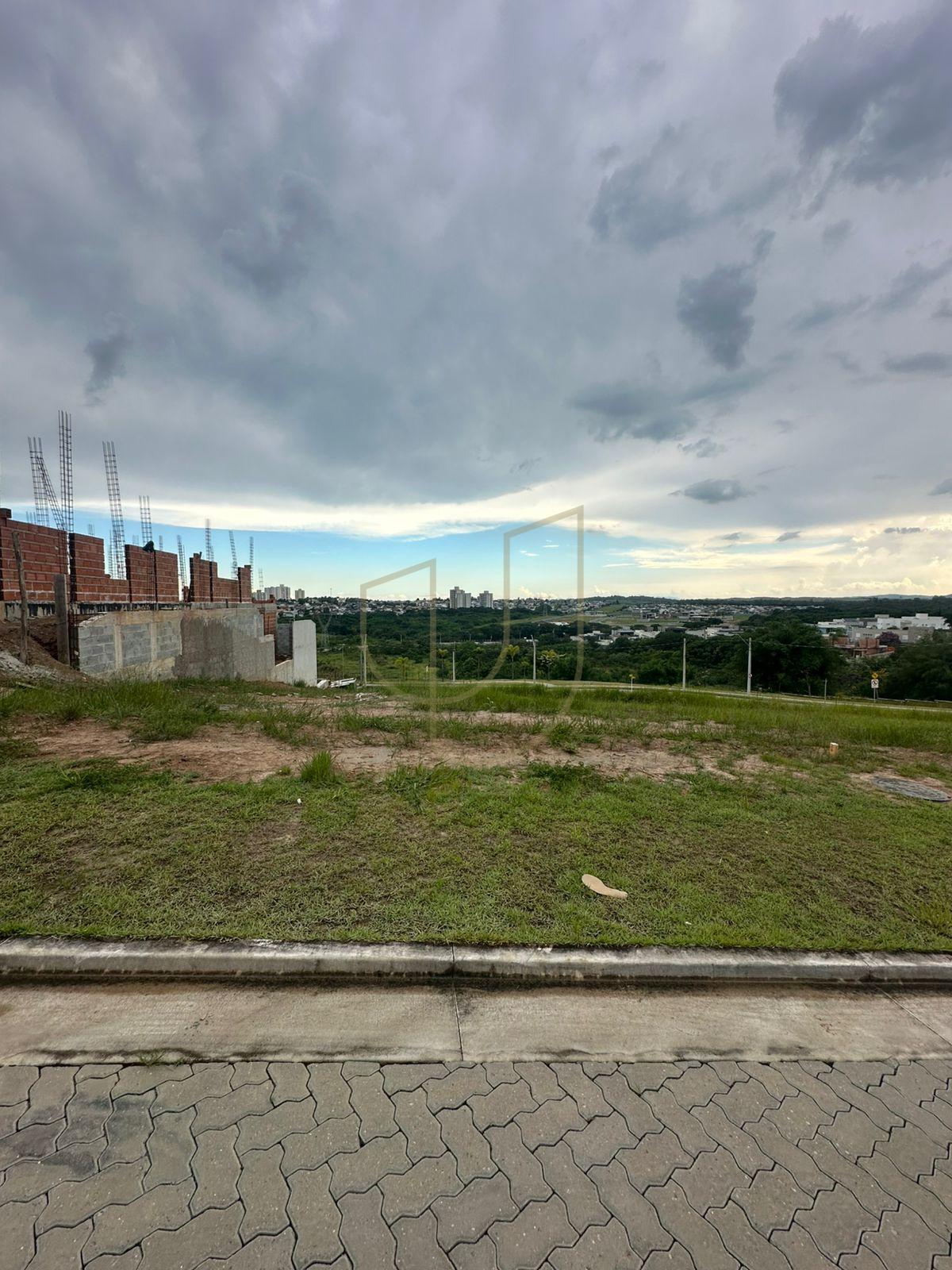Terreno em declive Terras Alpha Urbanova SJC Rua Tenente-Polícia Militar Giancarlo Bindandi Dom São José dos Campos - 