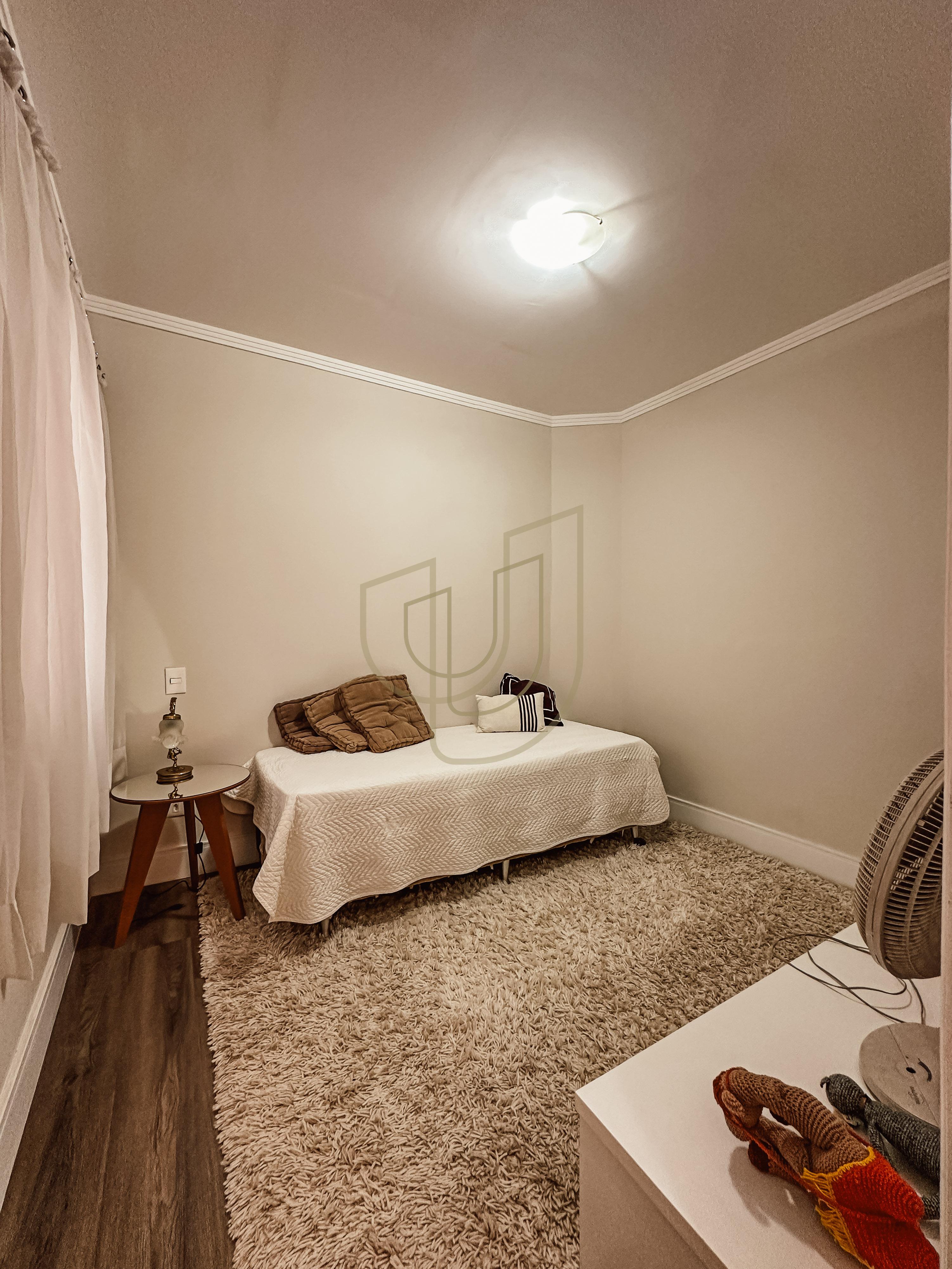 Sobrado com terreno de 720m&sup2; e 4 Dormit&oacute;rios no Jardim das Colinas - S&atilde;o Jos&eacute; dos Campos  São José dos Campos - 