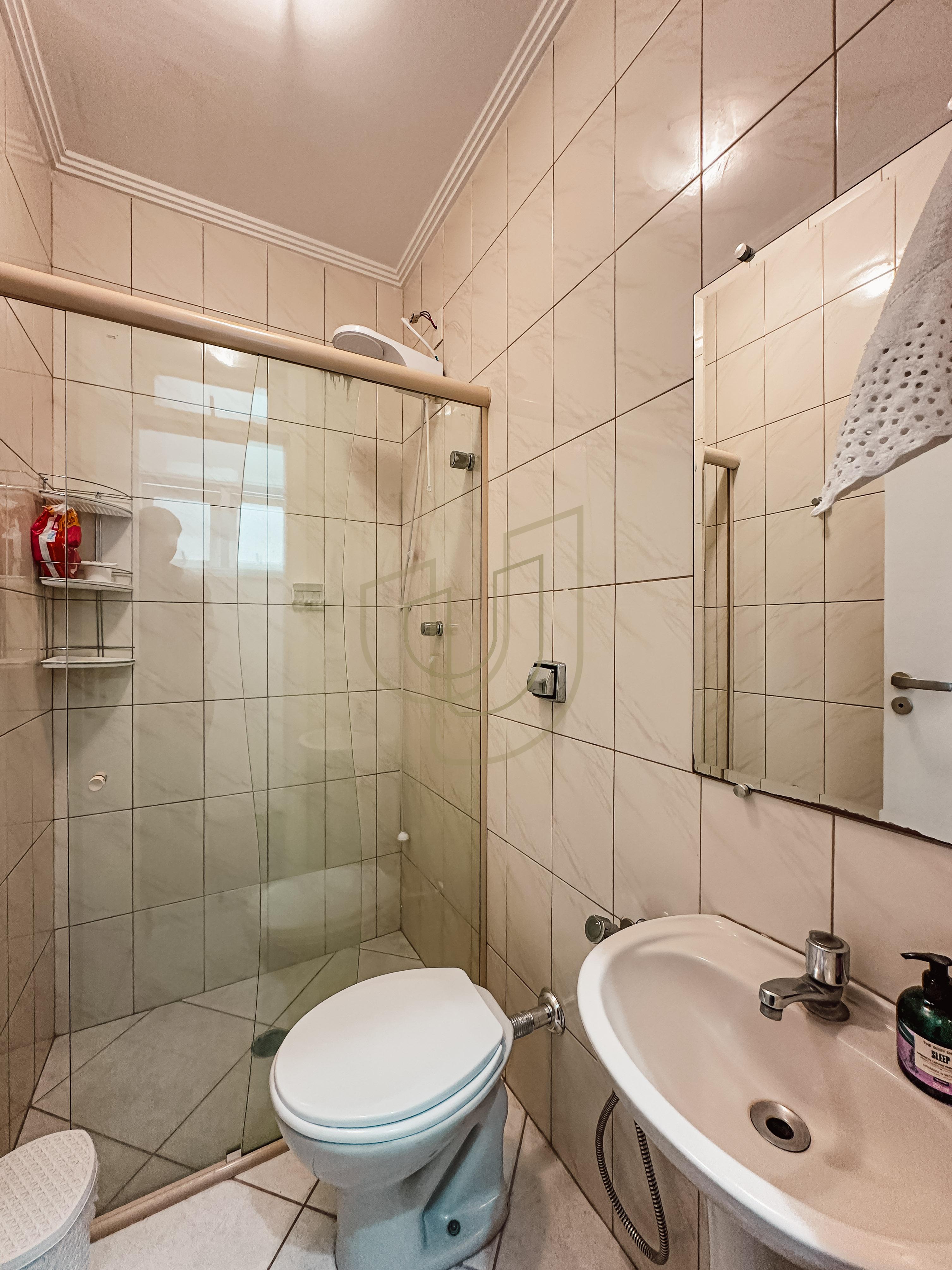 Sobrado com terreno de 720m&sup2; e 4 Dormit&oacute;rios no Jardim das Colinas - S&atilde;o Jos&eacute; dos Campos  São José dos Campos - 