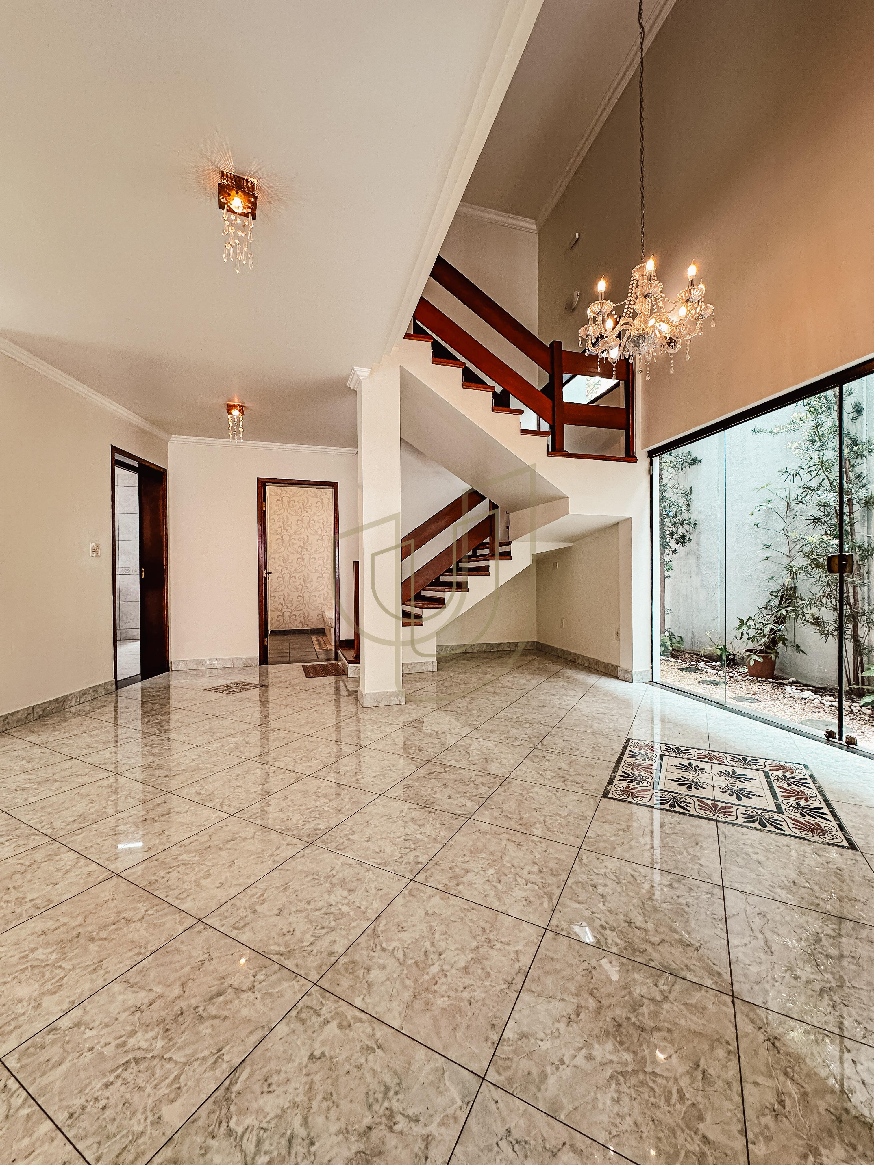 Sobrado com 4 Dormit&oacute;rios a venda no Jardim Esplanada - S&atilde;o Jos&eacute; dos Campos  São José dos Campos - 