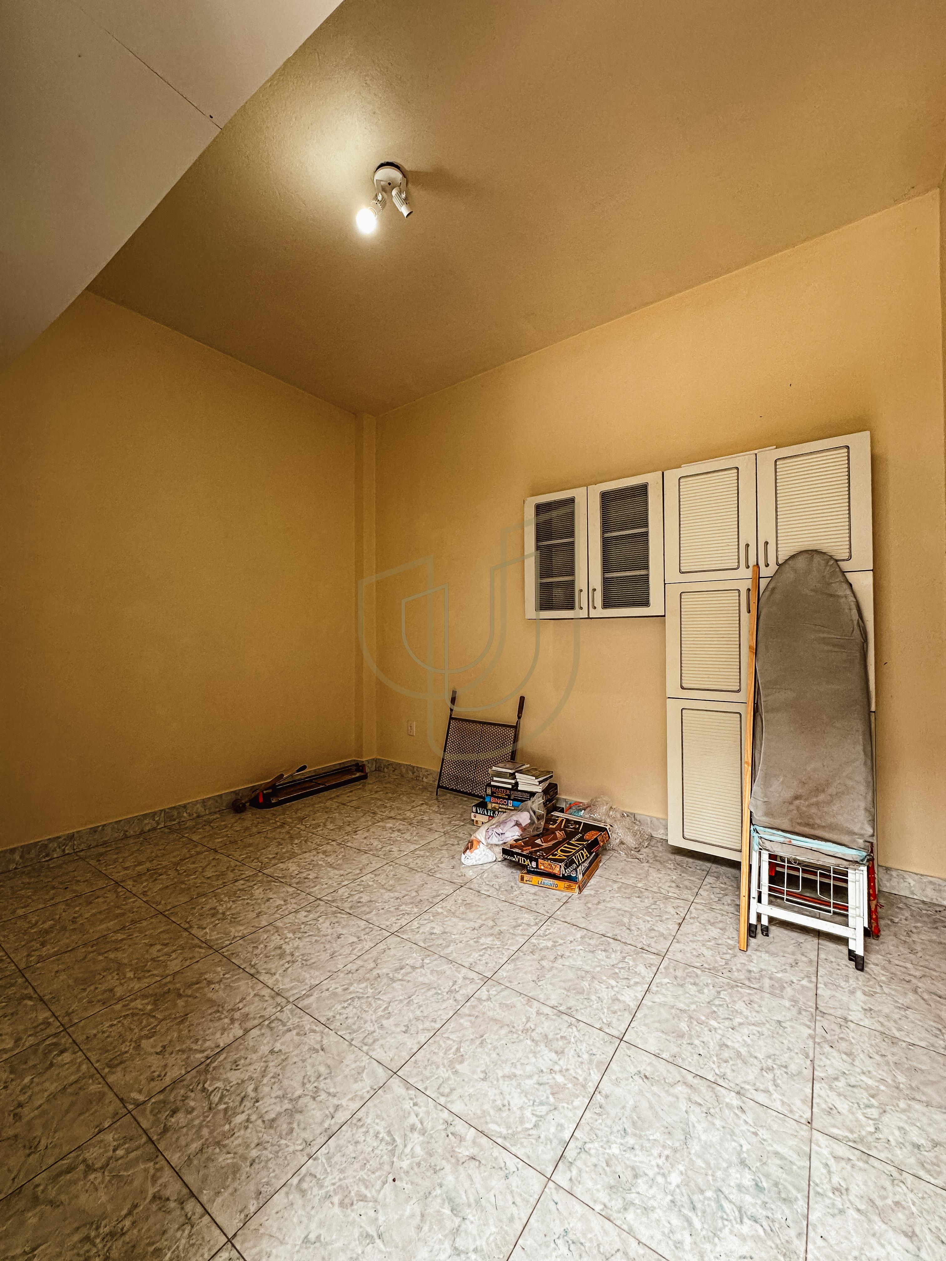 Sobrado com 4 Dormit&oacute;rios a venda no Jardim Esplanada - S&atilde;o Jos&eacute; dos Campos  São José dos Campos - 