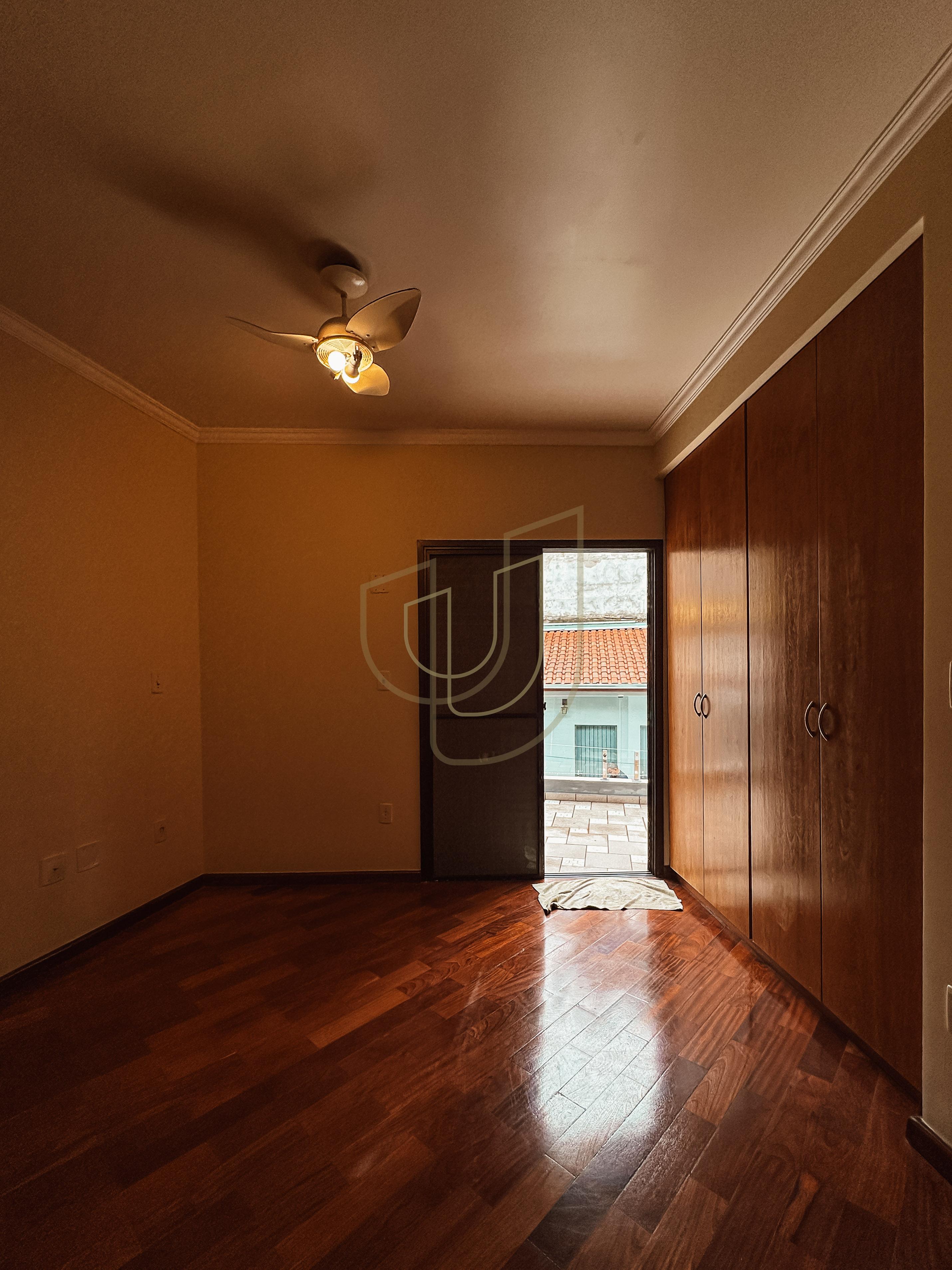 Sobrado com 4 Dormit&oacute;rios a venda no Jardim Esplanada - S&atilde;o Jos&eacute; dos Campos  São José dos Campos - 