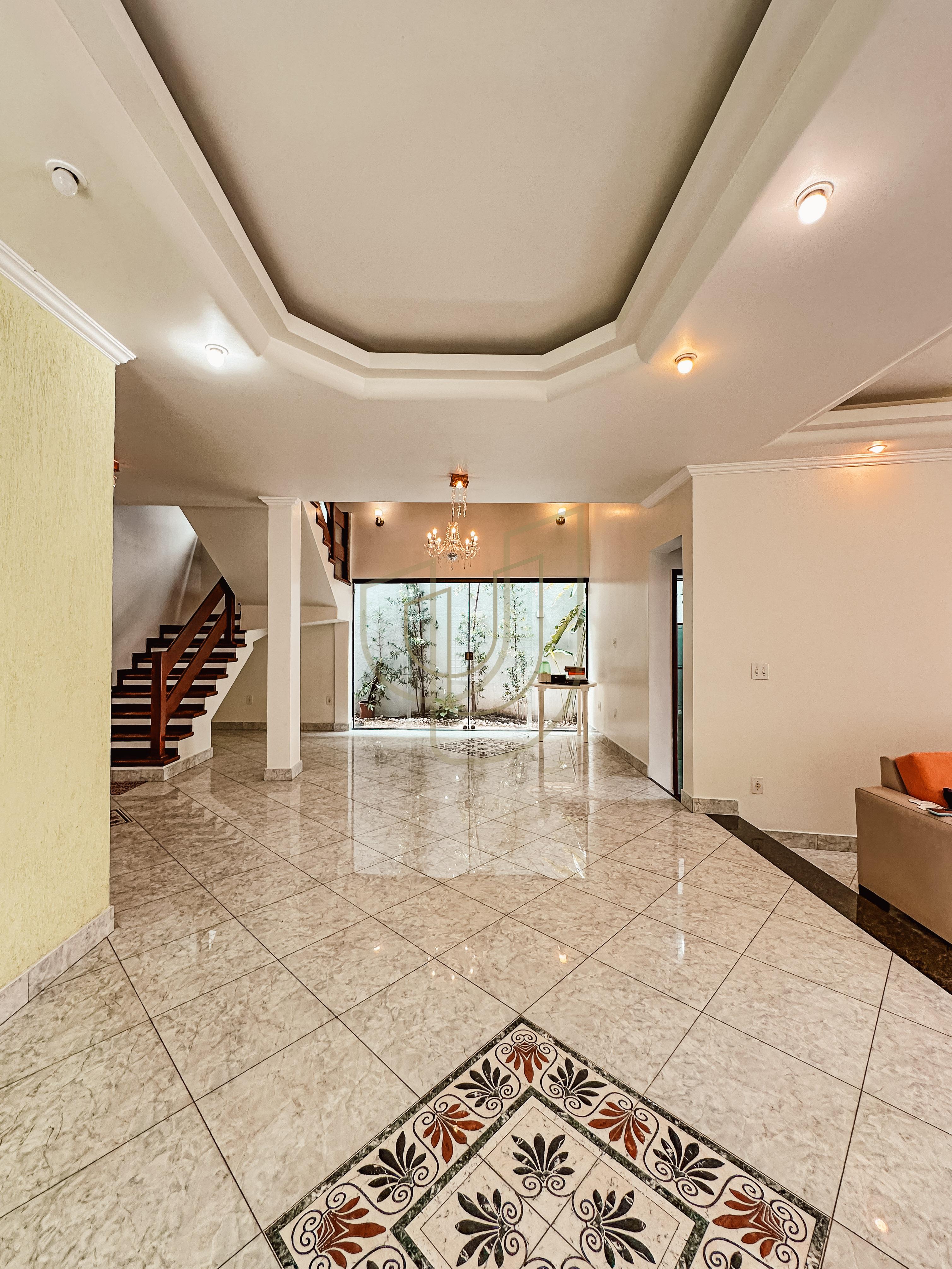 Sobrado com 4 Dormit&oacute;rios a venda no Jardim Esplanada - S&atilde;o Jos&eacute; dos Campos  São José dos Campos - 