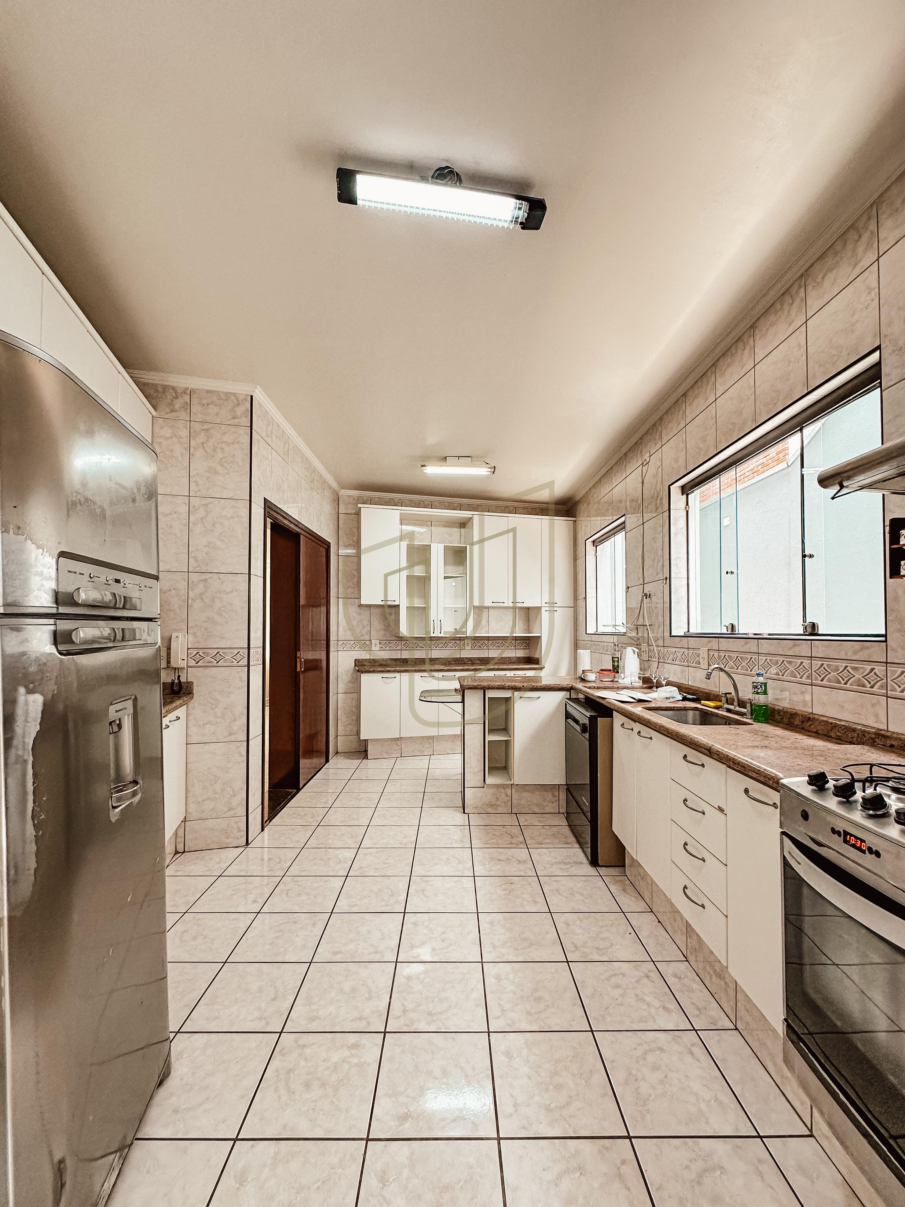 Sobrado com 4 Dormit&oacute;rios a venda no Jardim Esplanada - S&atilde;o Jos&eacute; dos Campos  São José dos Campos - 