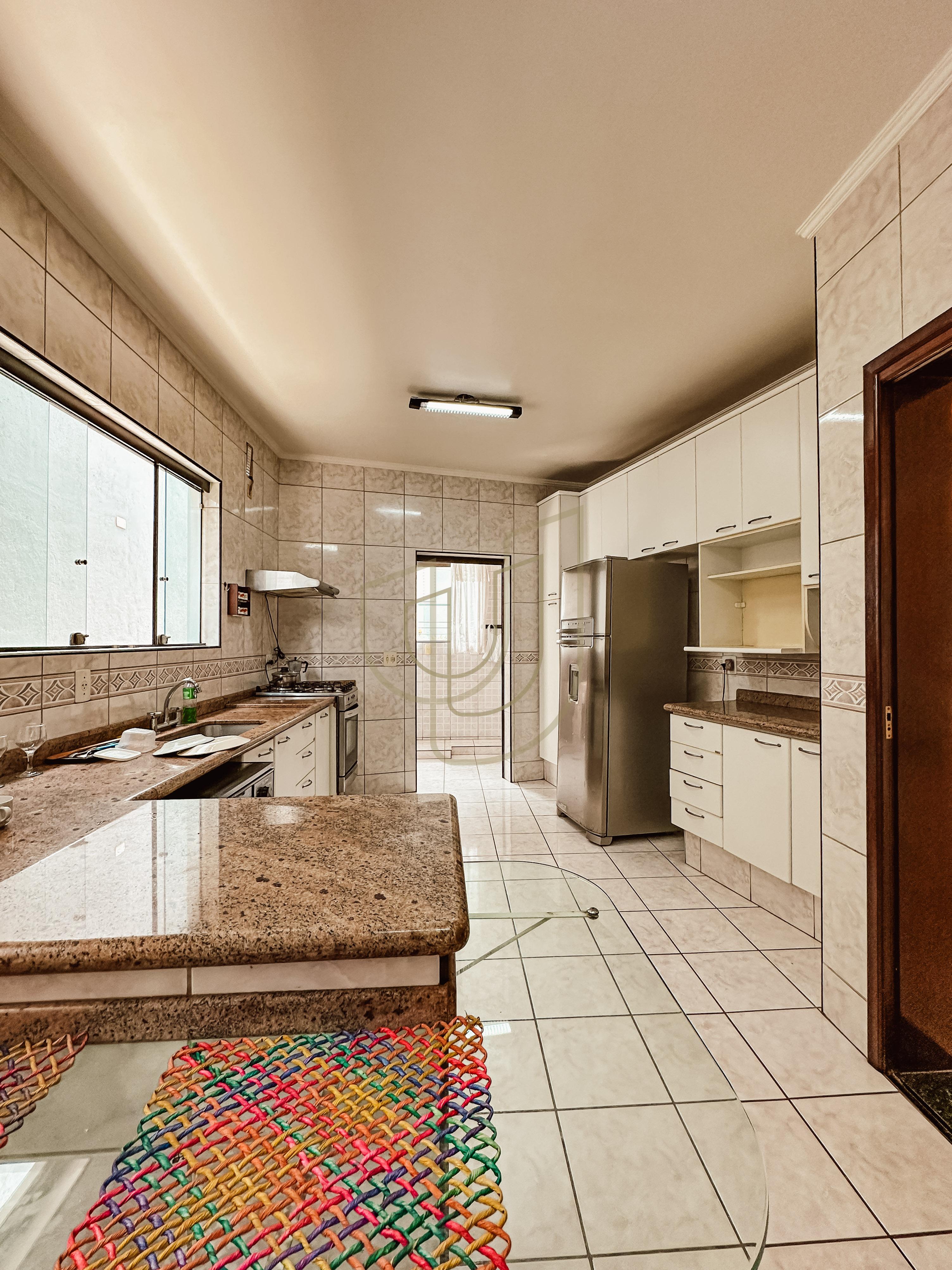 Sobrado com 4 Dormit&oacute;rios a venda no Jardim Esplanada - S&atilde;o Jos&eacute; dos Campos  São José dos Campos - 