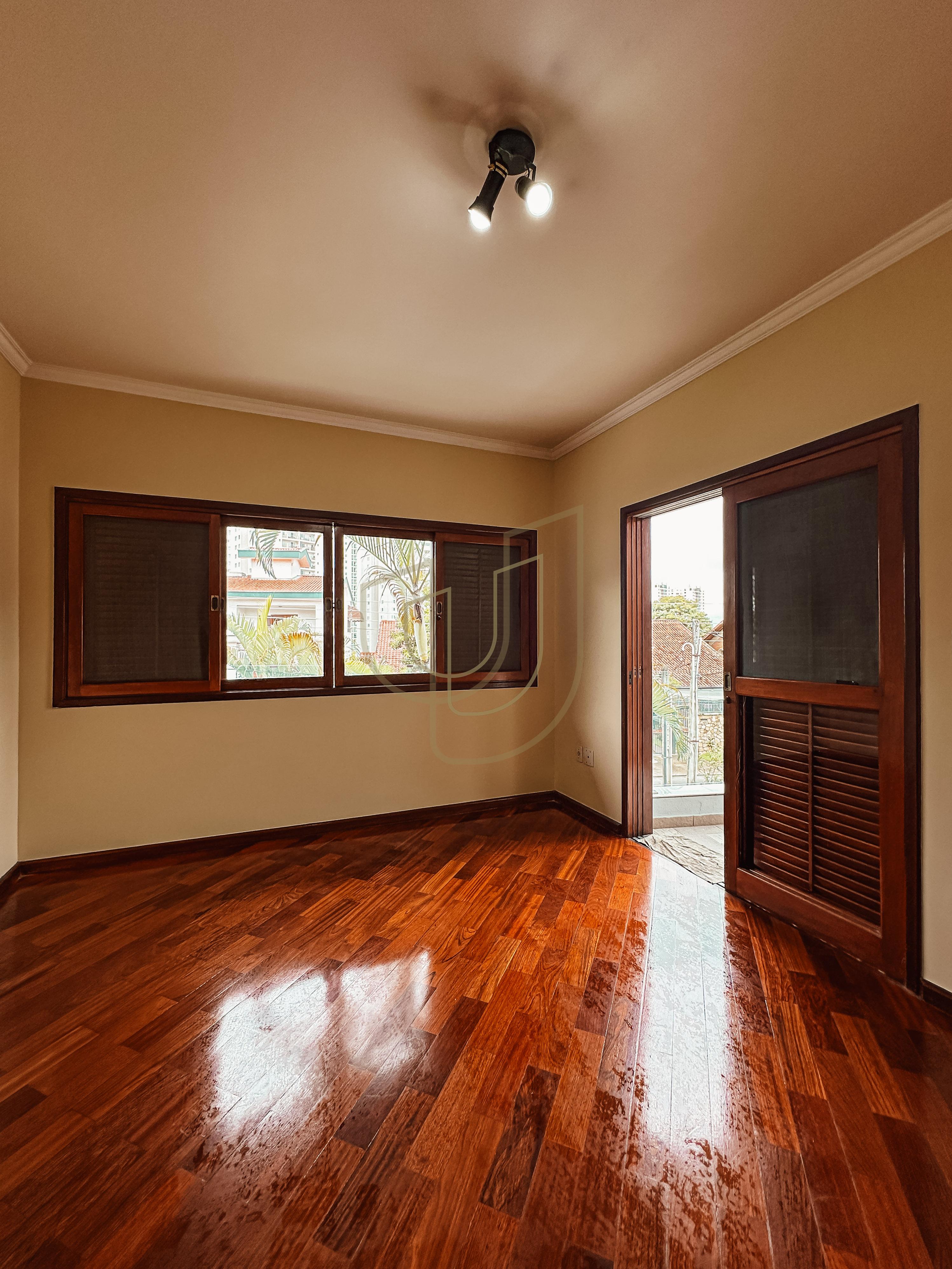 Sobrado com 4 Dormit&oacute;rios a venda no Jardim Esplanada - S&atilde;o Jos&eacute; dos Campos  São José dos Campos - 