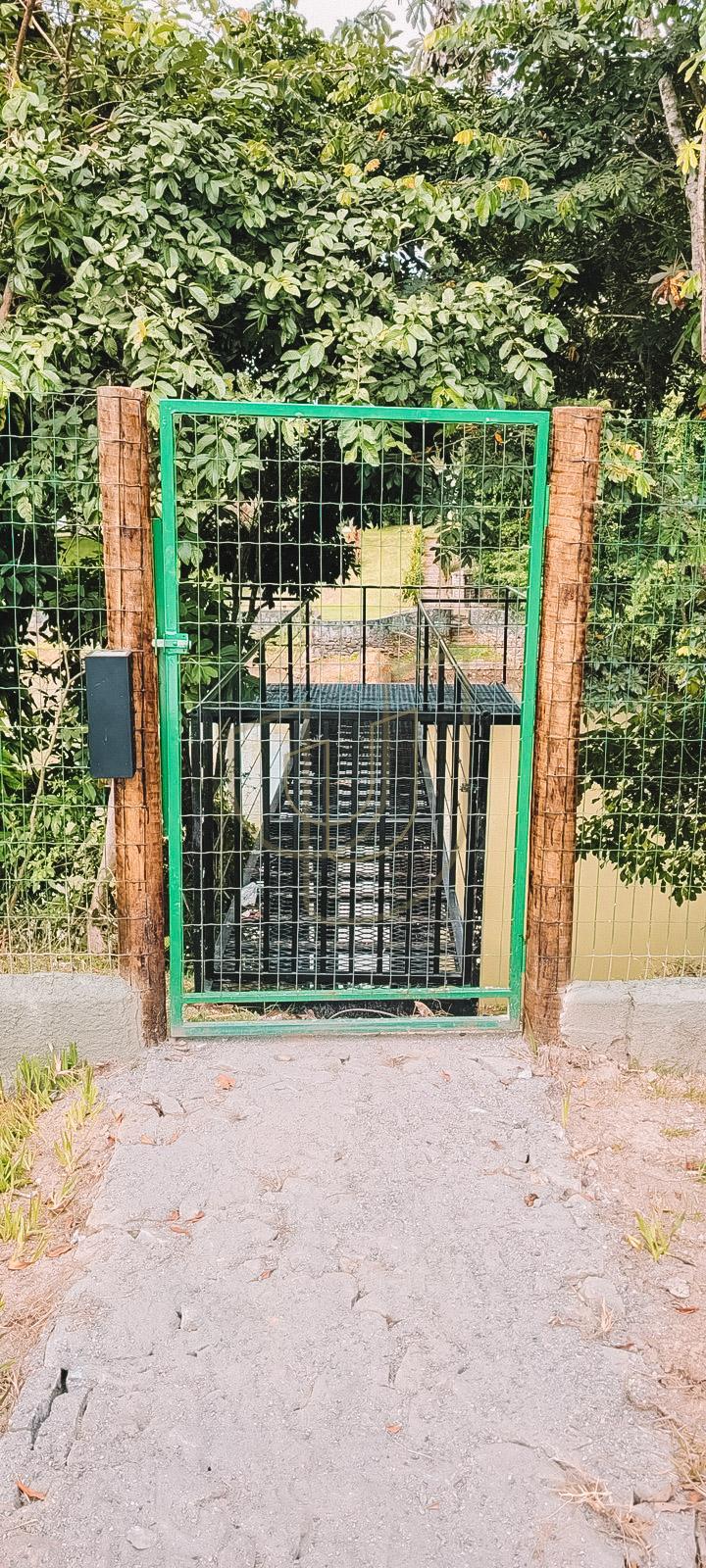 Ch&aacute;cara com 3900 m&sup2; com deck para o rio em Guararema Estrada Municipal Heitor Pereira de Souza Guararema - 