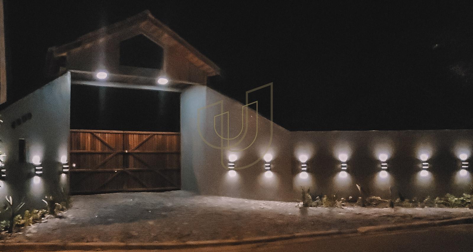 Ch&aacute;cara com 3900 m&sup2; com deck para o rio em Guararema Estrada Municipal Heitor Pereira de Souza Guararema - 