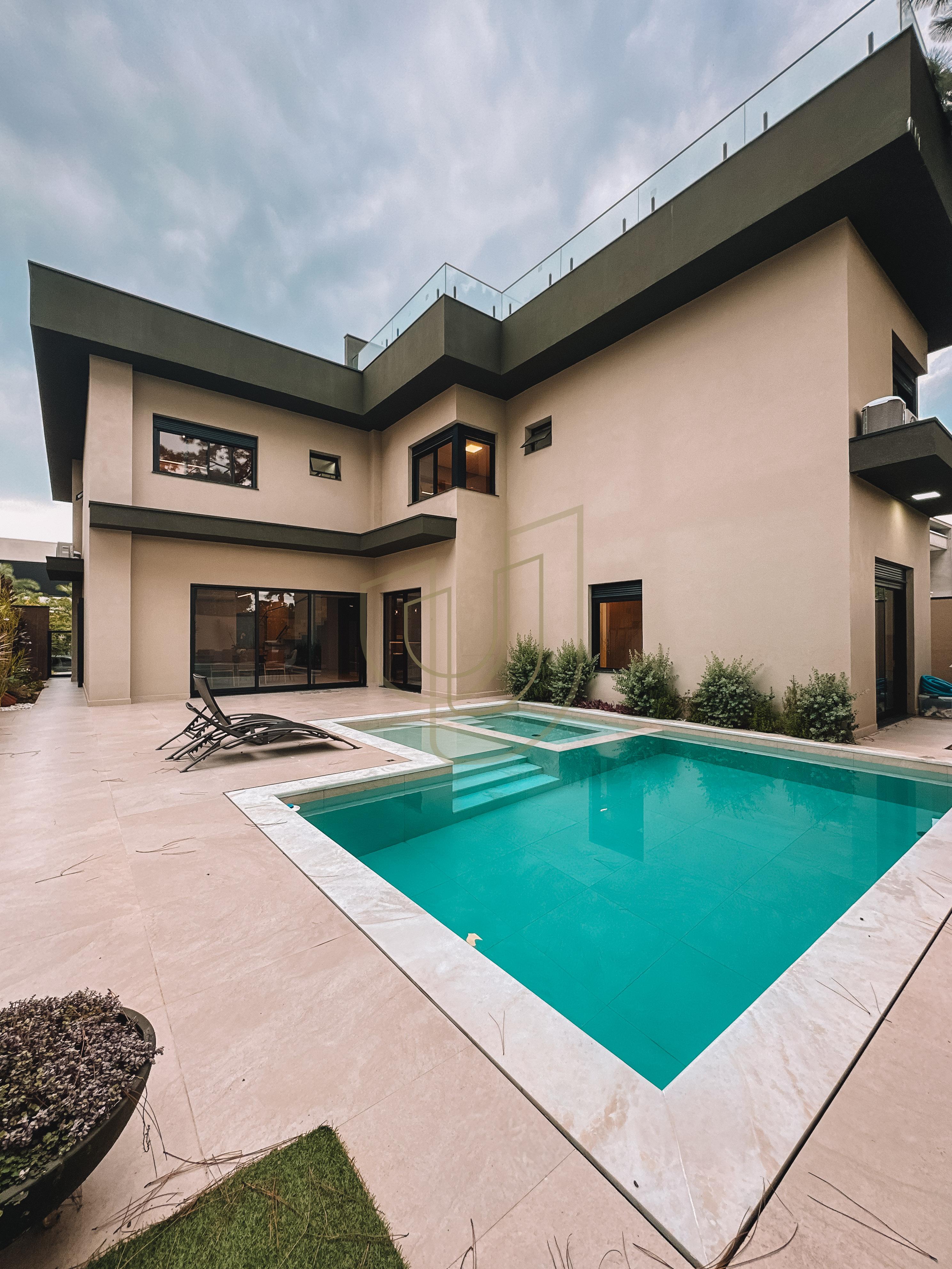 Sobrado sofisticado com 4 su&iacute;tes no Jardim do Golfe I Avenida Loth Bagunha Maldos São José dos Campos - 