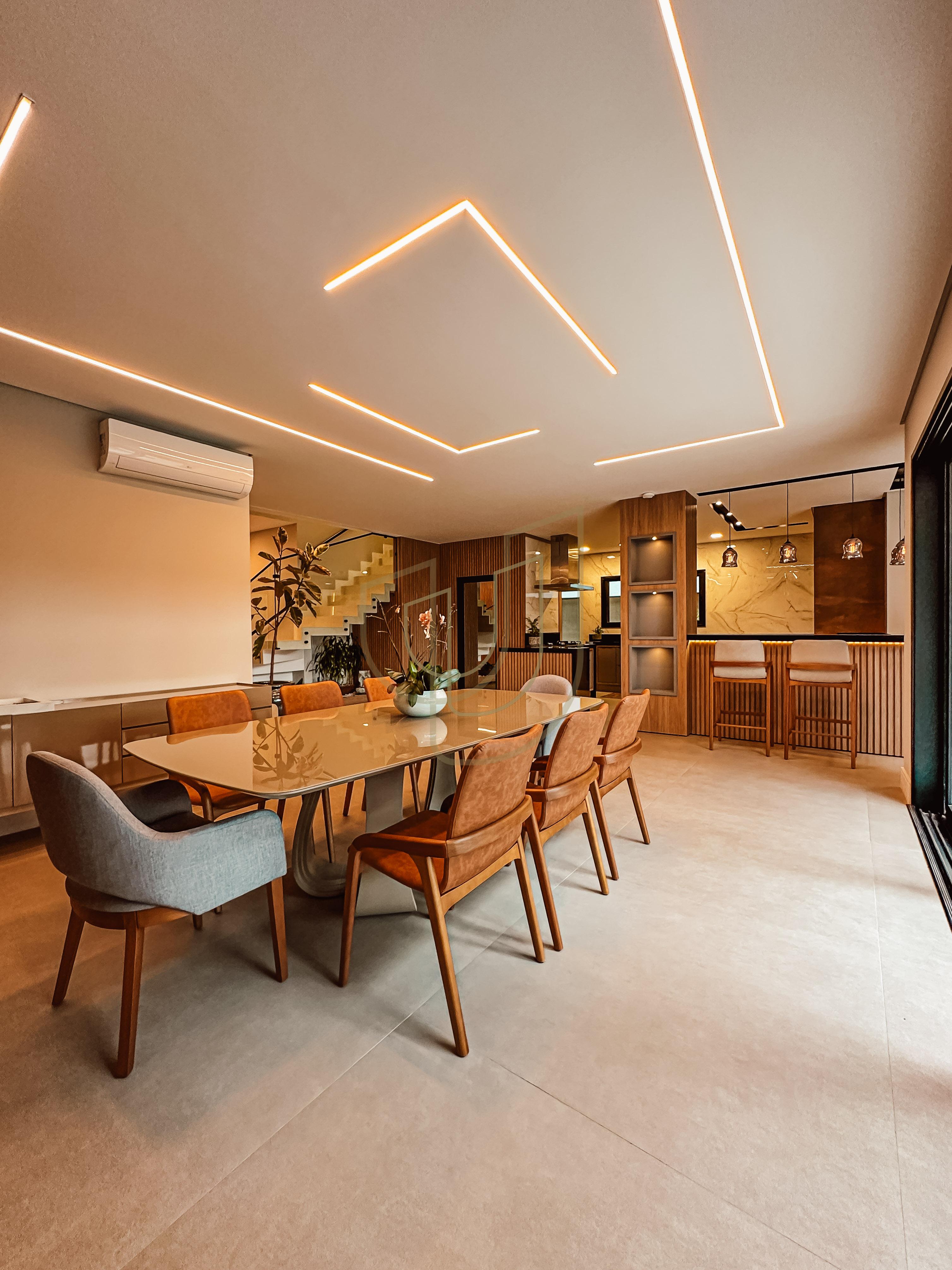 Sobrado sofisticado com 4 su&iacute;tes no Jardim do Golfe I Avenida Loth Bagunha Maldos São José dos Campos - 