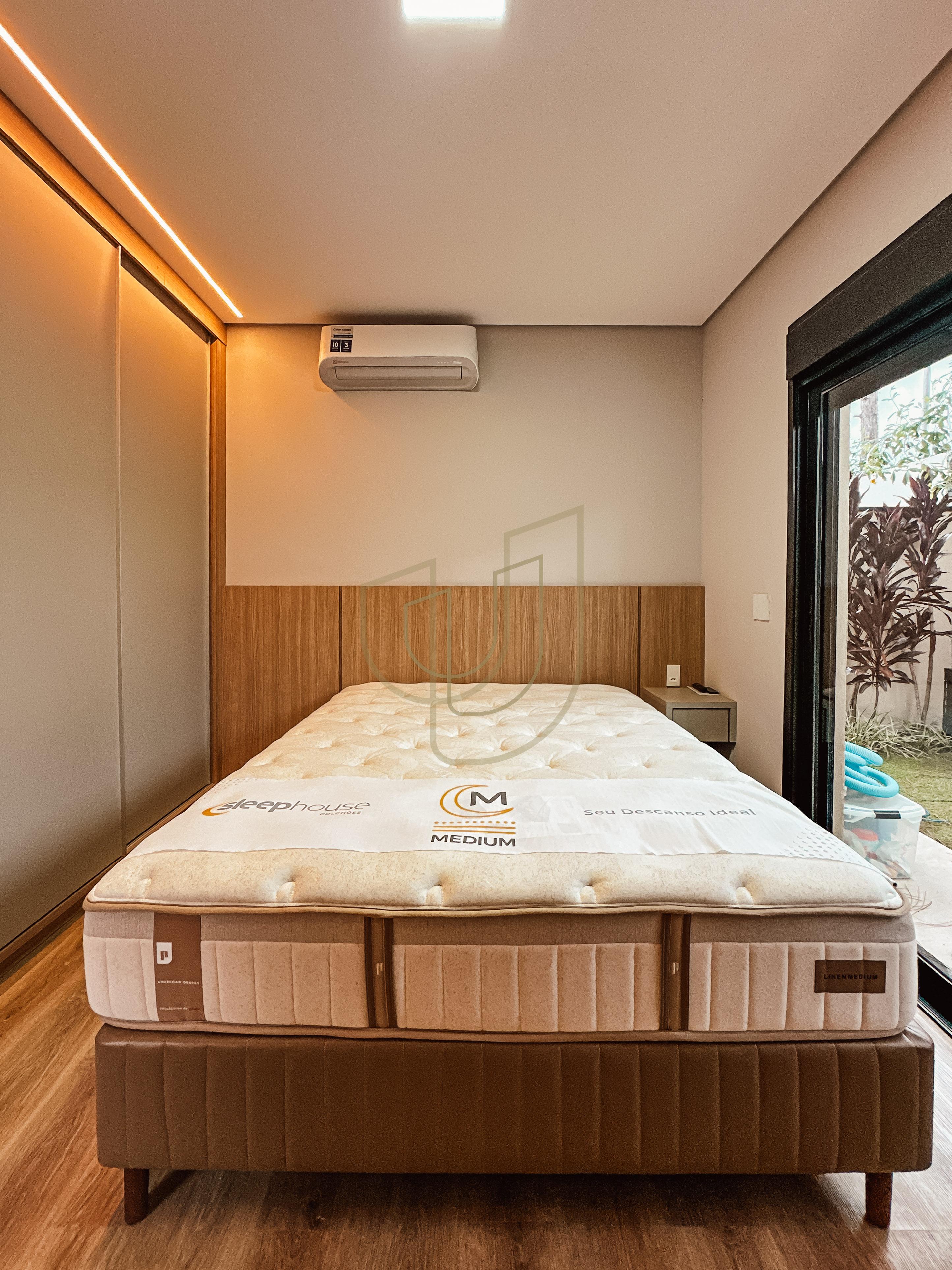 Sobrado sofisticado com 4 su&iacute;tes no Jardim do Golfe I Avenida Loth Bagunha Maldos São José dos Campos - 