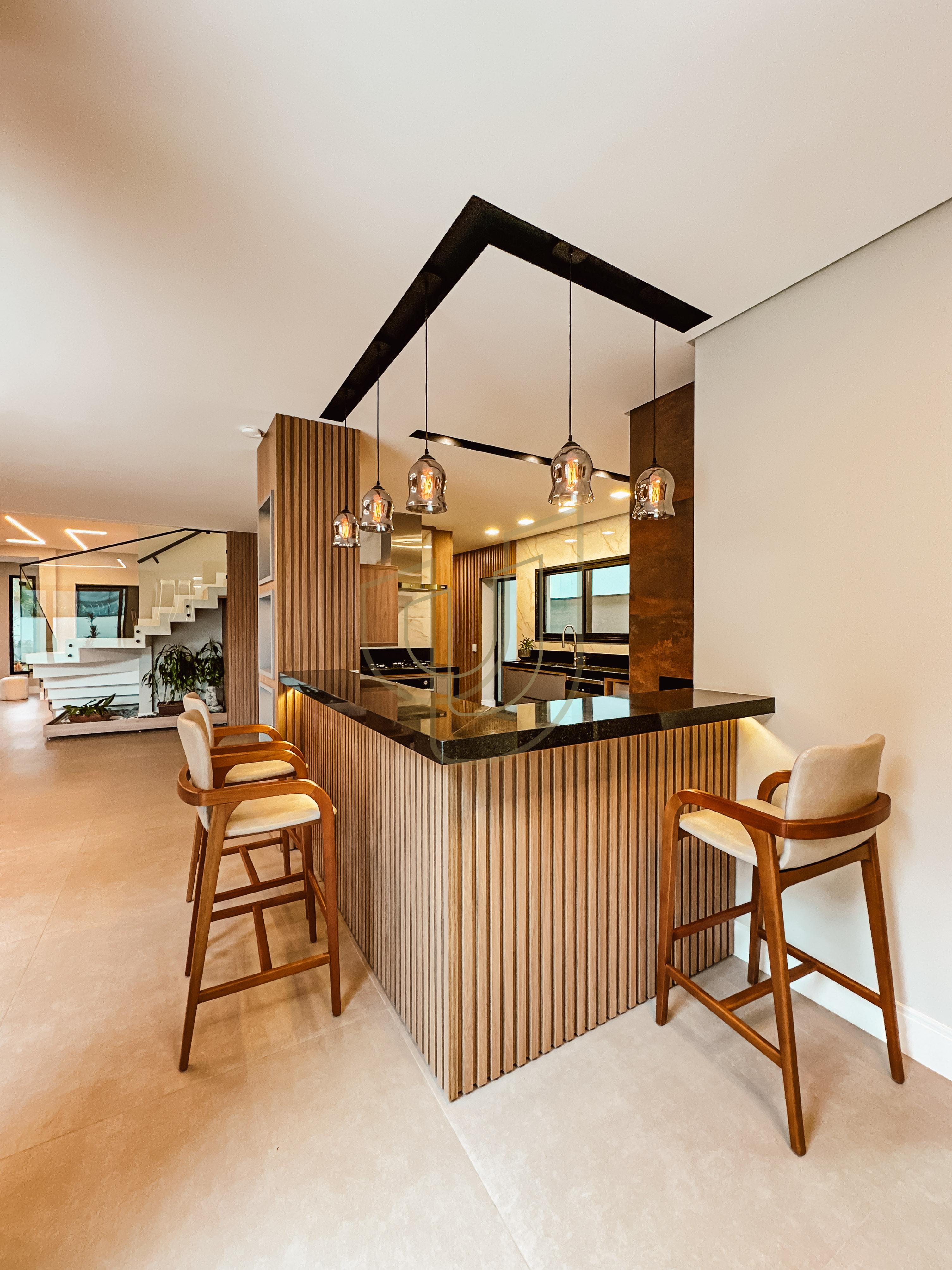 Sobrado sofisticado com 4 su&iacute;tes no Jardim do Golfe I Avenida Loth Bagunha Maldos São José dos Campos - 