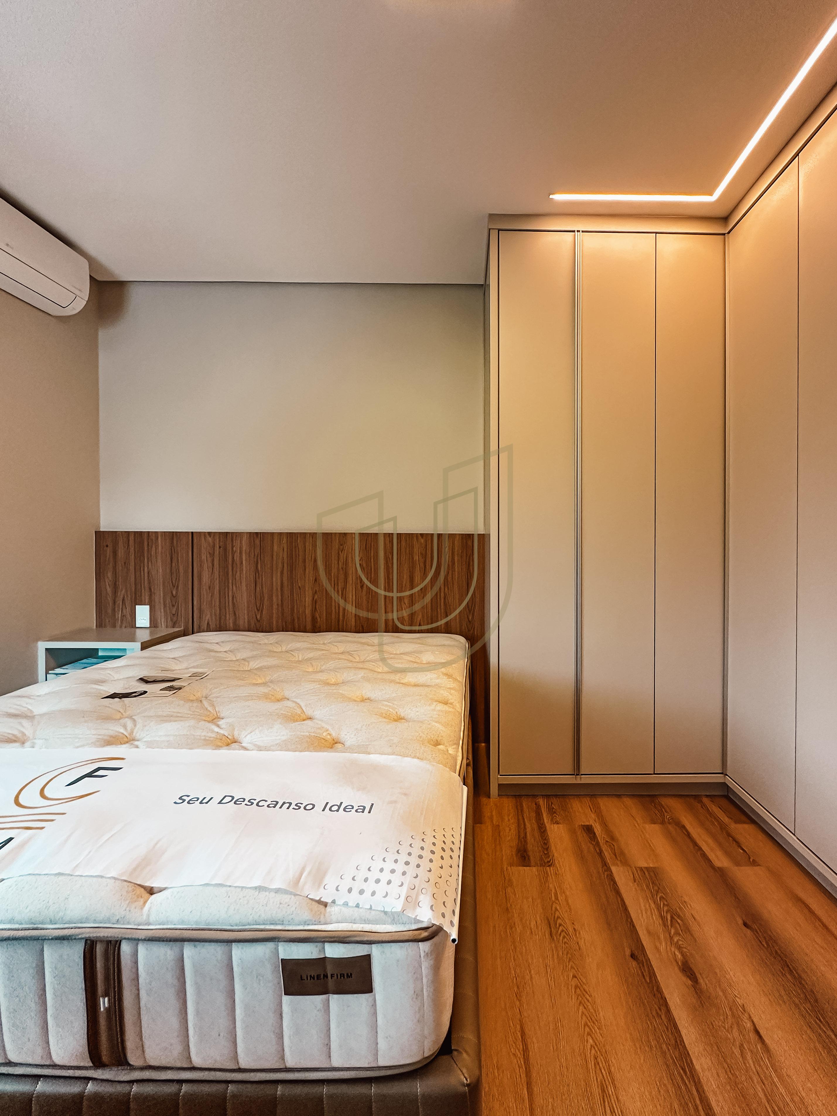 Sobrado sofisticado com 4 su&iacute;tes no Jardim do Golfe I Avenida Loth Bagunha Maldos São José dos Campos - 