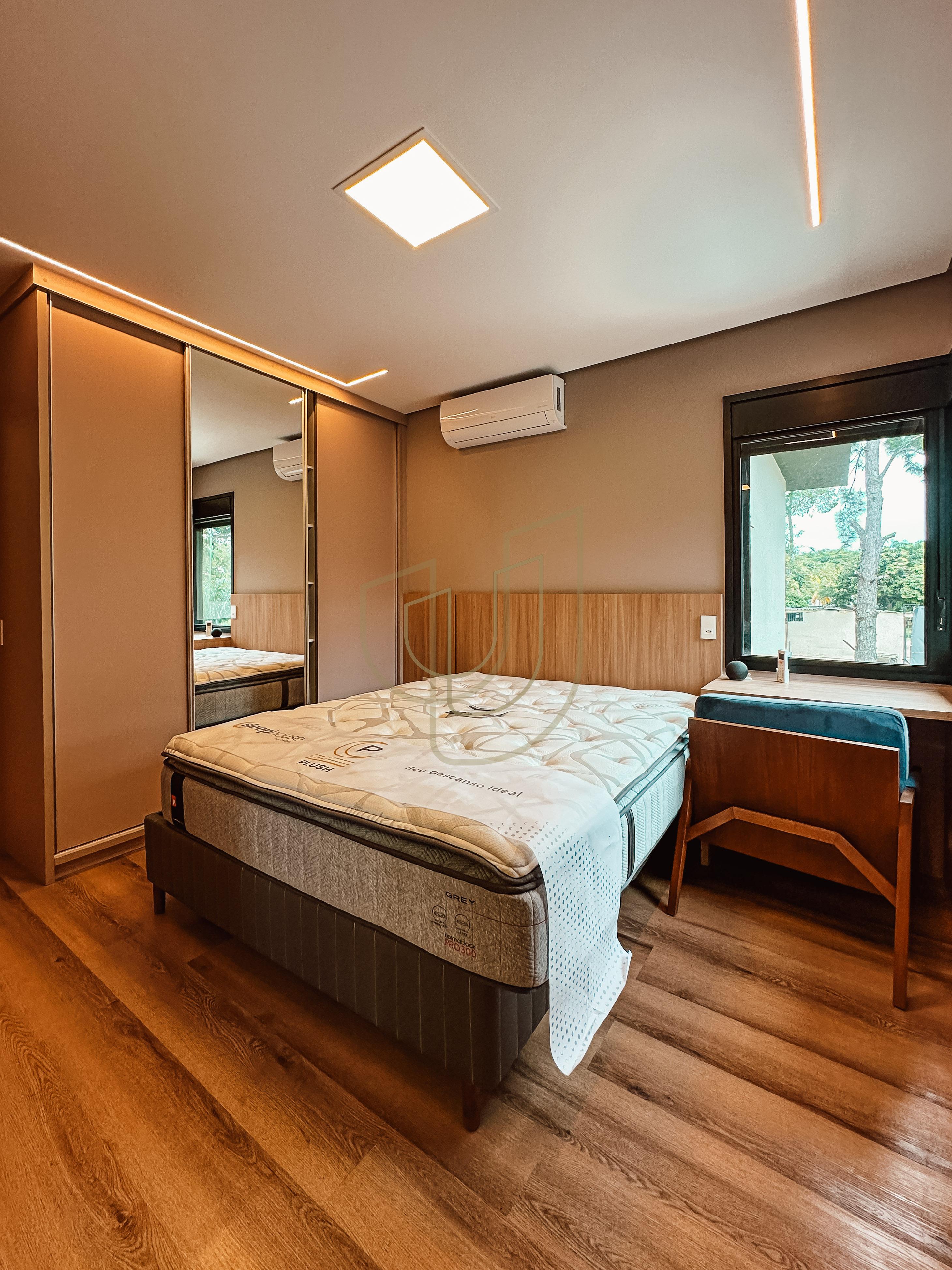 Sobrado sofisticado com 4 su&iacute;tes no Jardim do Golfe I Avenida Loth Bagunha Maldos São José dos Campos - 