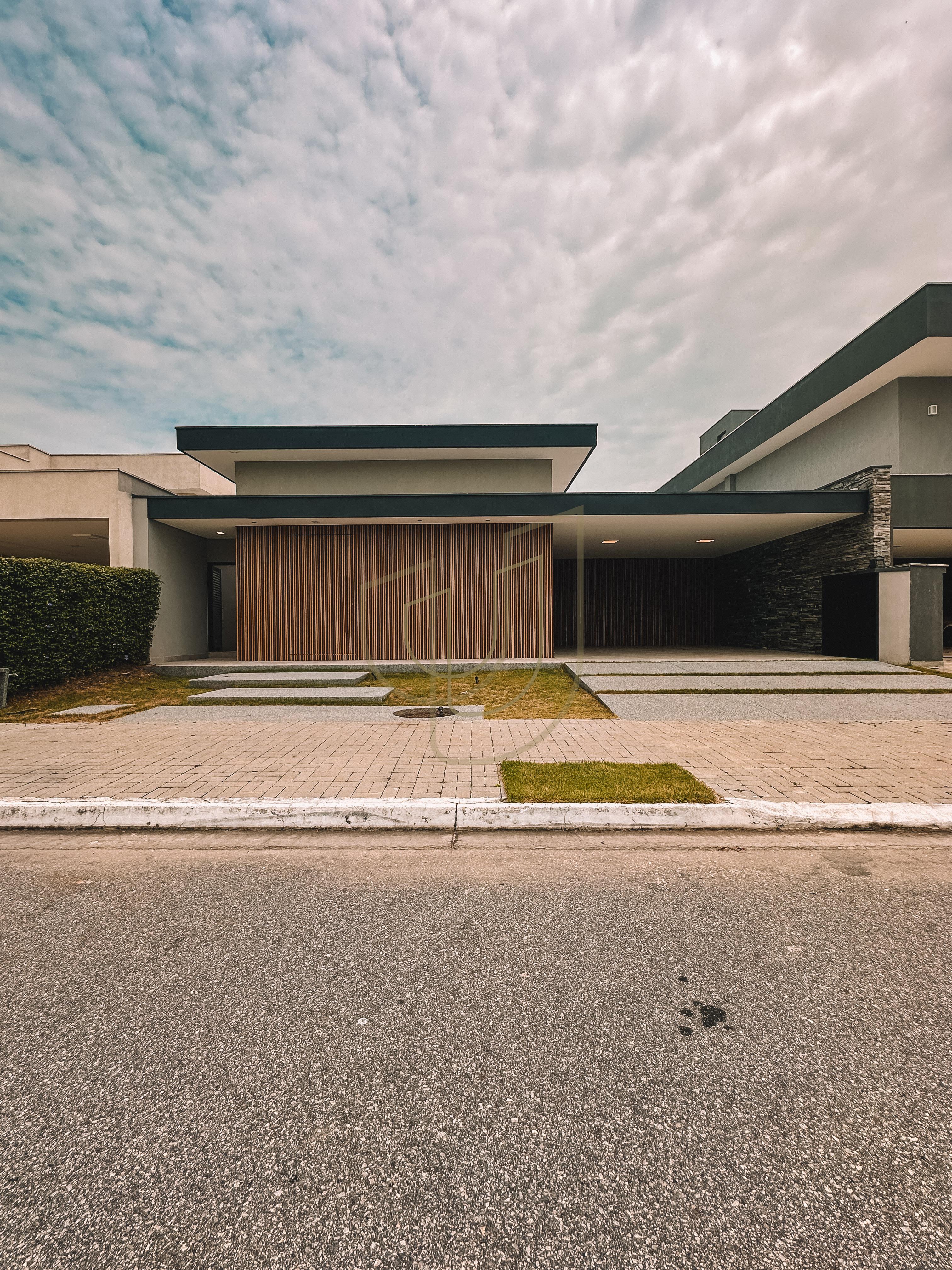 Casa T&eacute;rrea com 3 Su&iacute;tes no Jardim do Golfe III Avenida Loth Bagunha Maldos São José dos Campos - 