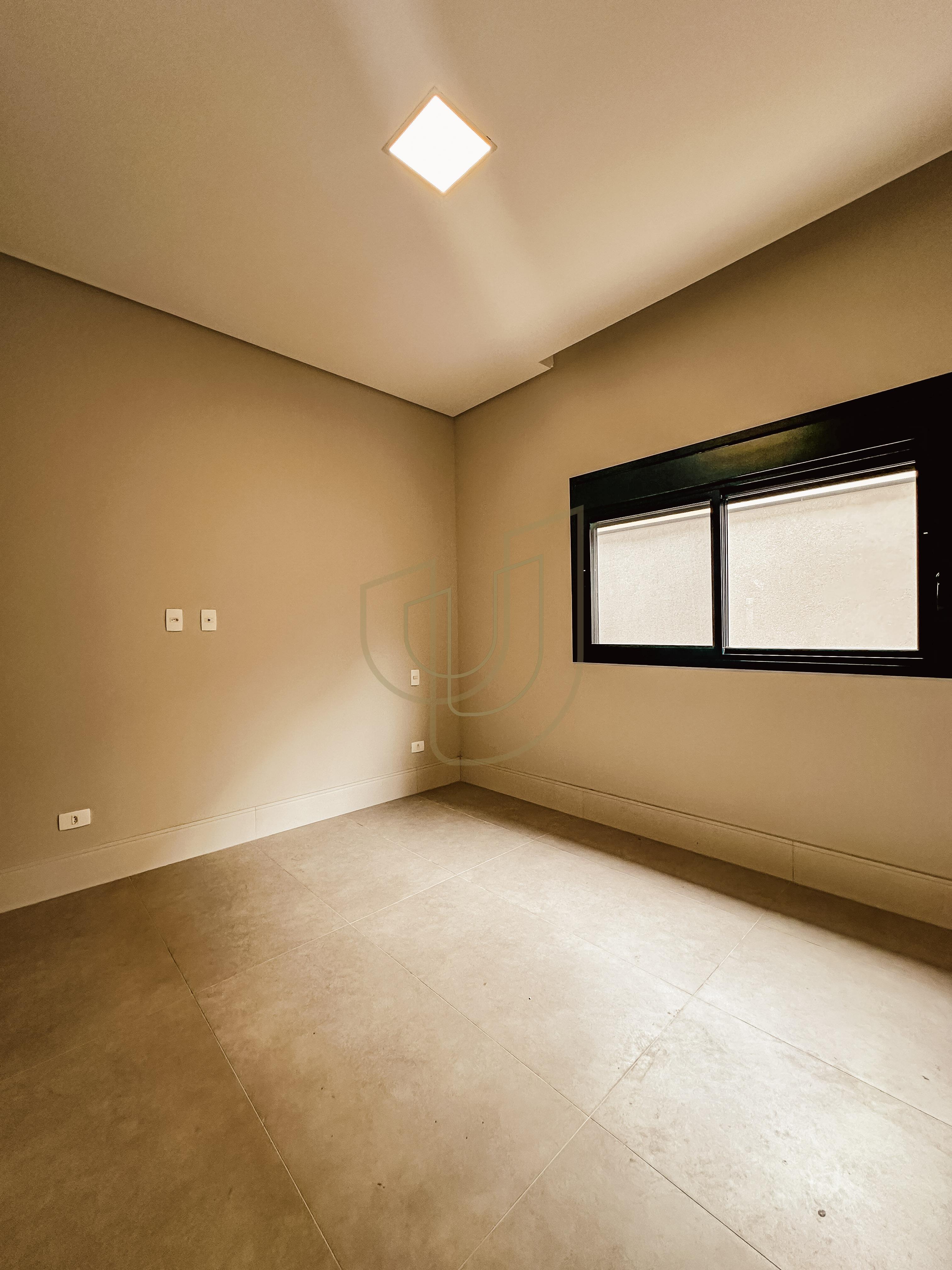 Casa T&eacute;rrea com 3 Su&iacute;tes no Jardim do Golfe III Avenida Loth Bagunha Maldos São José dos Campos - 