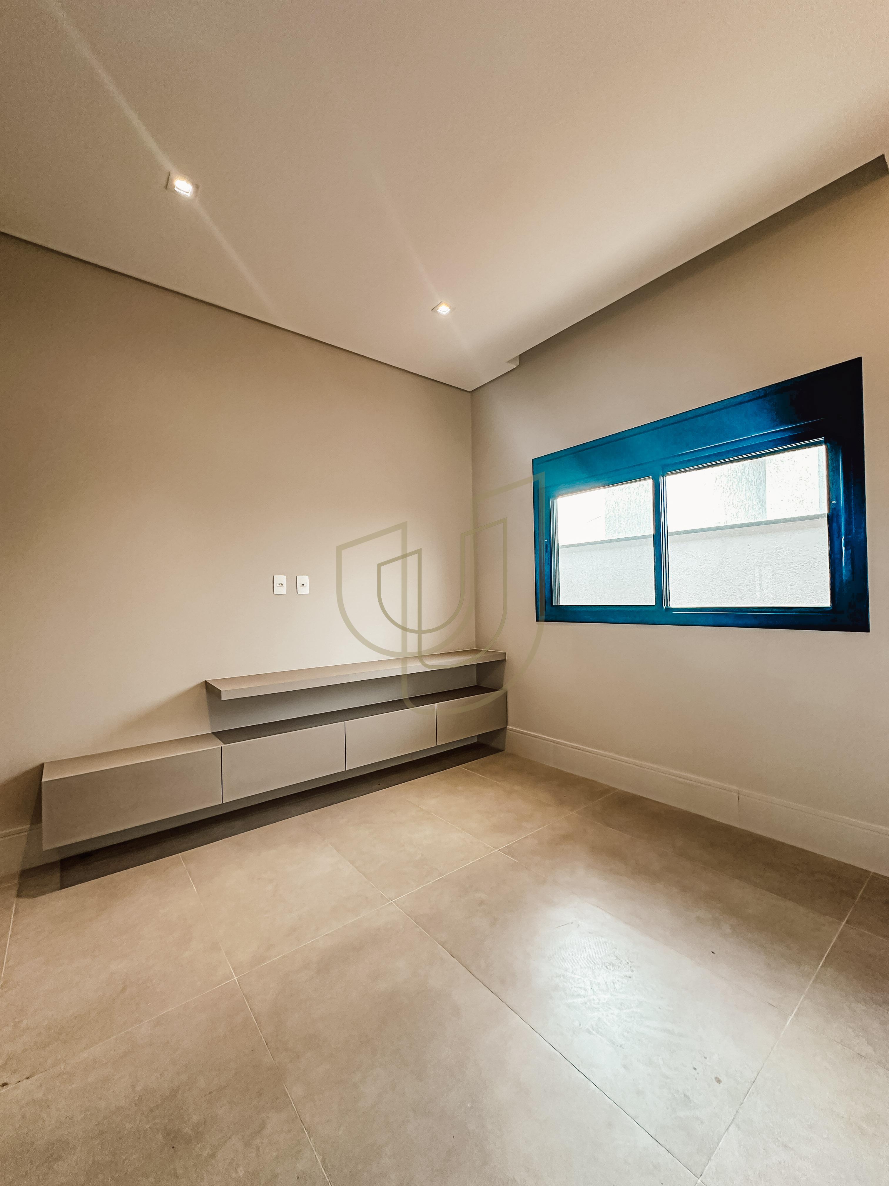 Casa T&eacute;rrea com 3 Su&iacute;tes no Jardim do Golfe III Avenida Loth Bagunha Maldos São José dos Campos - 