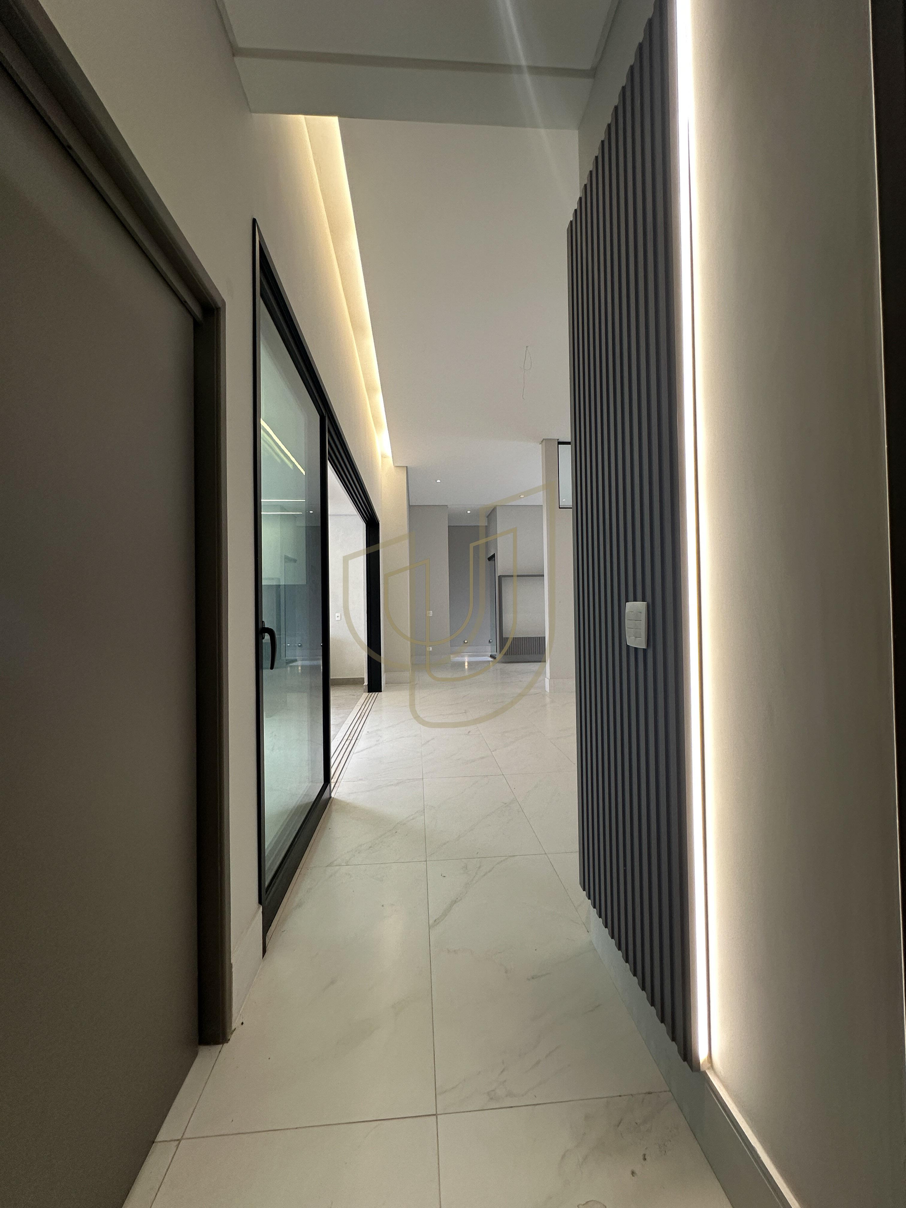 Casa T&eacute;rrea com 3 Su&iacute;tes no Jardim do Golfe III Avenida Loth Bagunha Maldos São José dos Campos - 