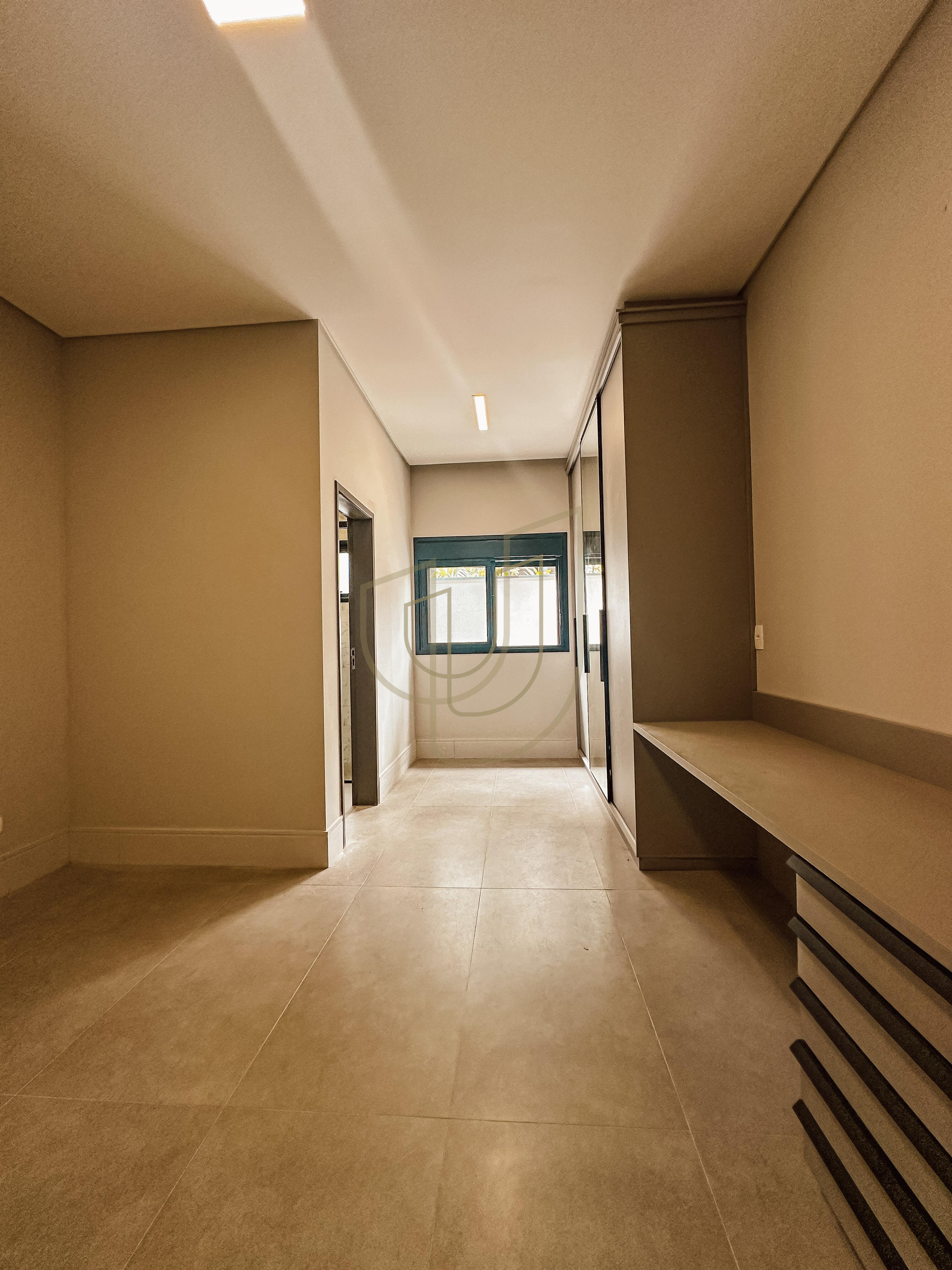 Casa T&eacute;rrea com 3 Su&iacute;tes no Jardim do Golfe III Avenida Loth Bagunha Maldos São José dos Campos - 