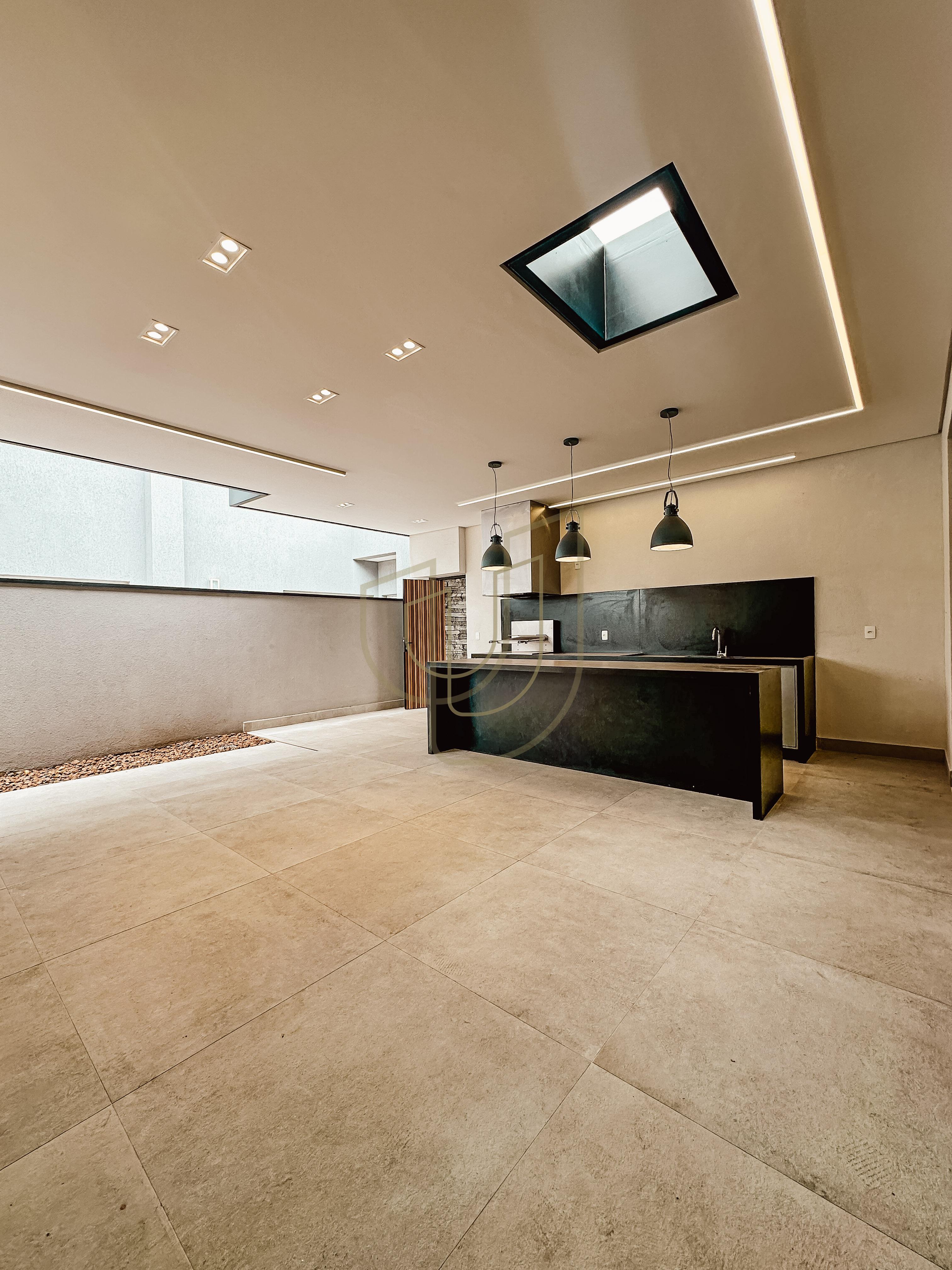 Casa T&eacute;rrea com 3 Su&iacute;tes no Jardim do Golfe III Avenida Loth Bagunha Maldos São José dos Campos - 